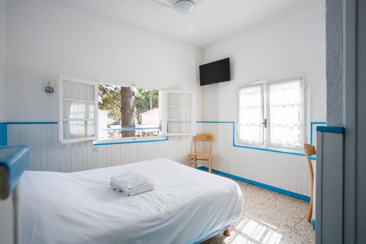 Standard Double Room - Photo 6