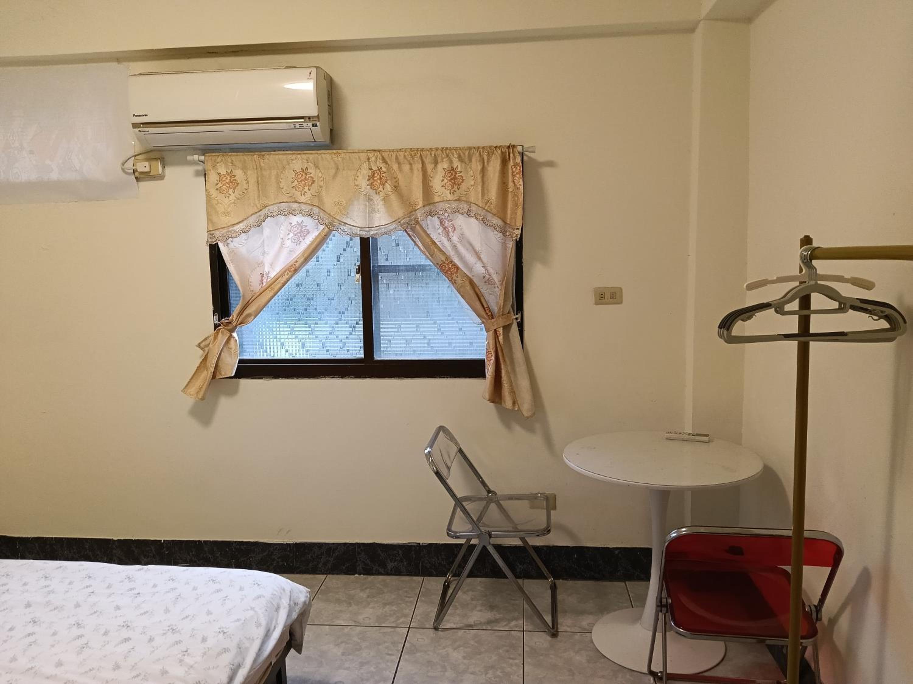 Standard Double Room photo 2