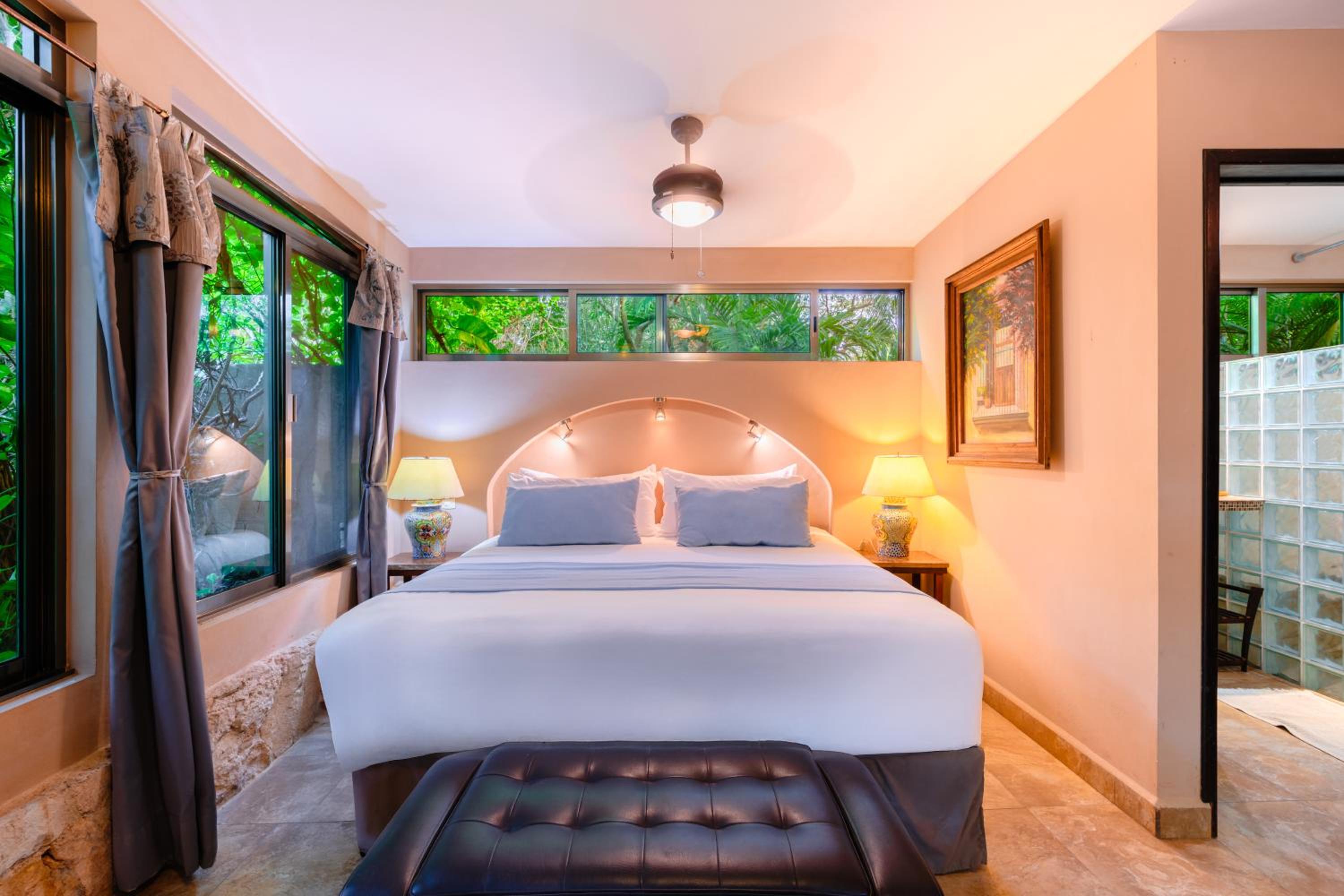 King Room with Garden View photo 2