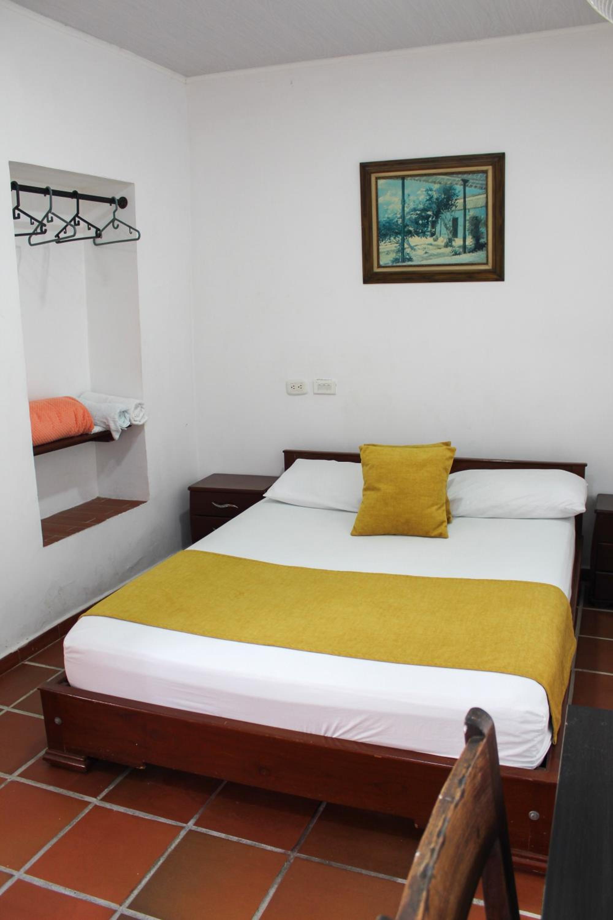Double Room with Private Bathroom photo 2