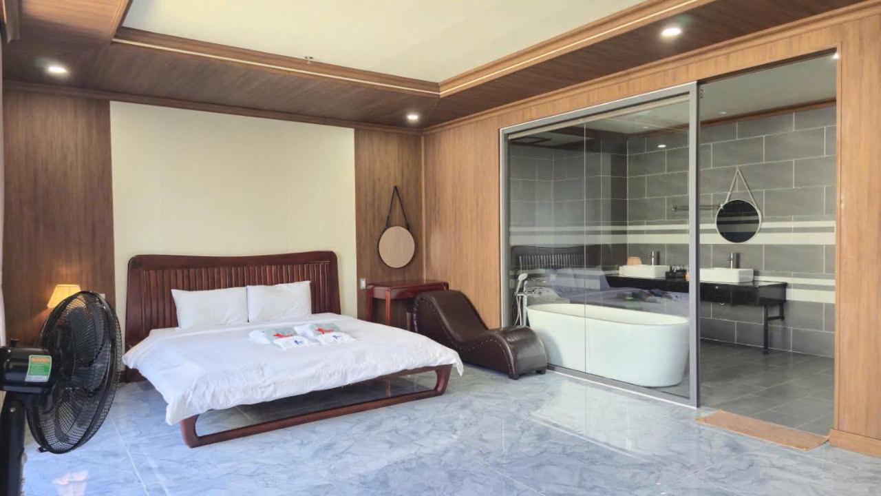 Suite with City View