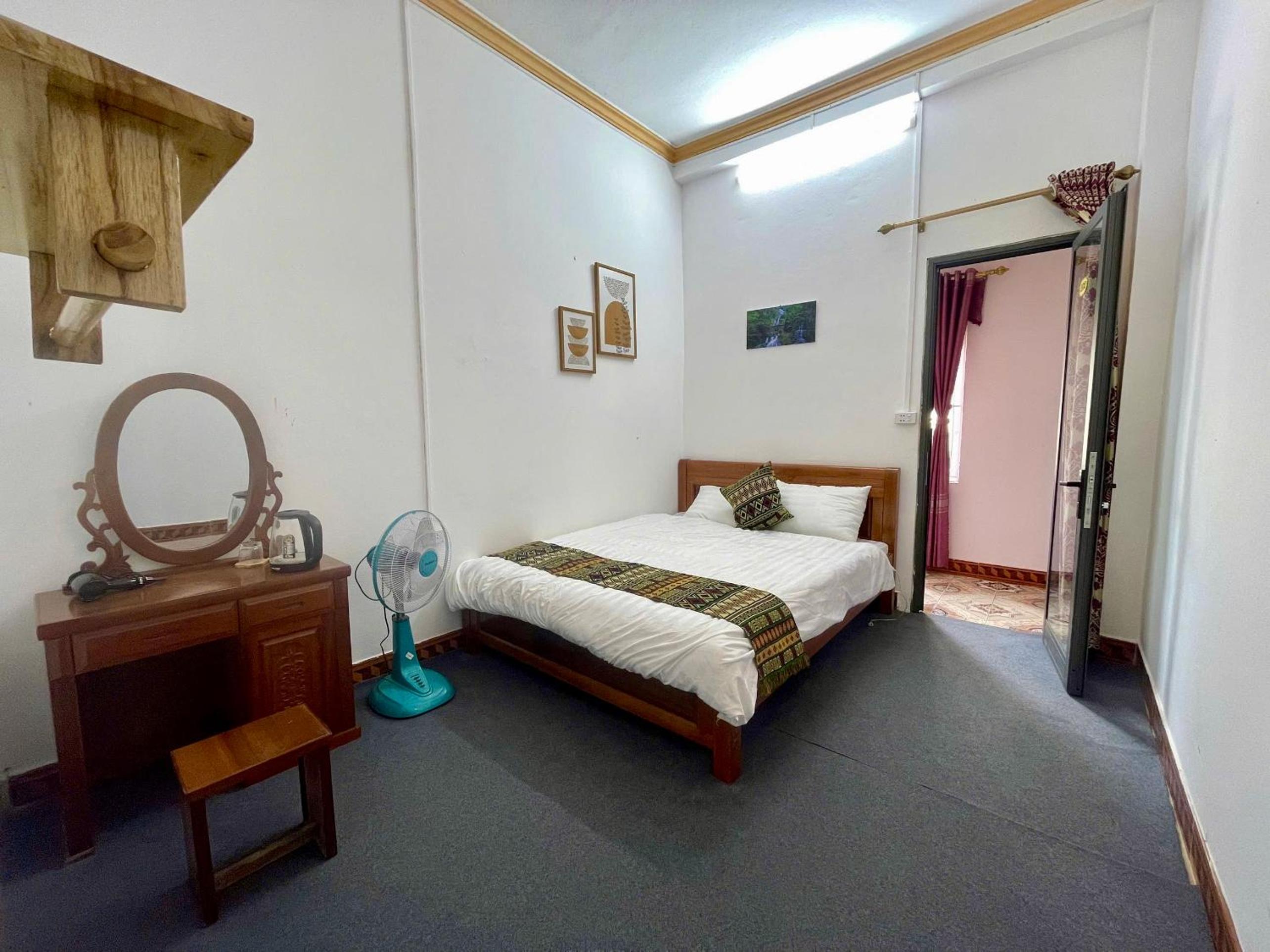 Standard Double Room with Fan photo 1