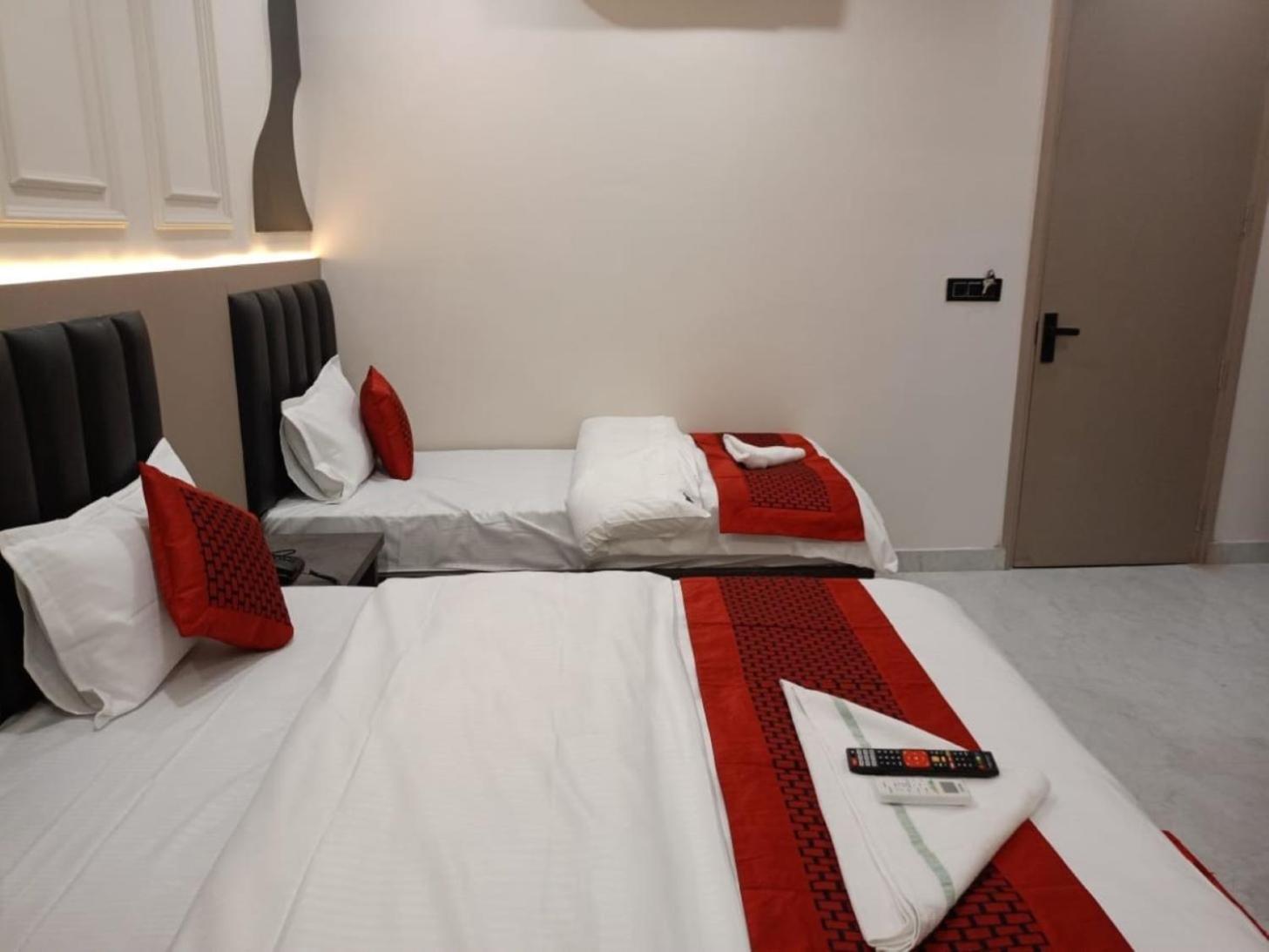 Deluxe Family Suite