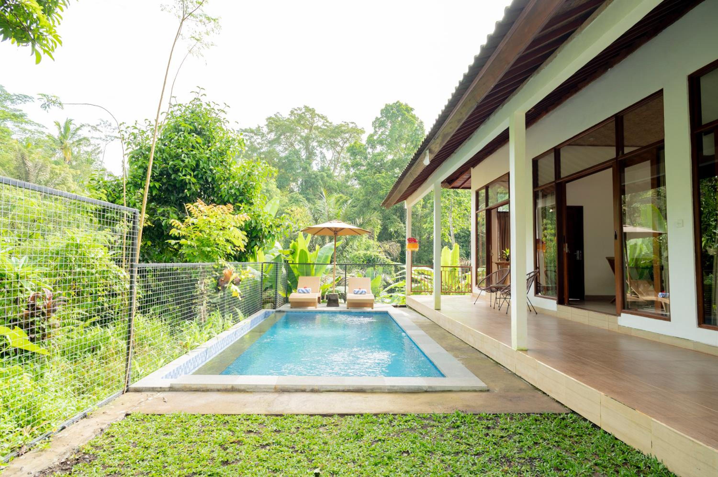 Villa with Private Pool photo 3
