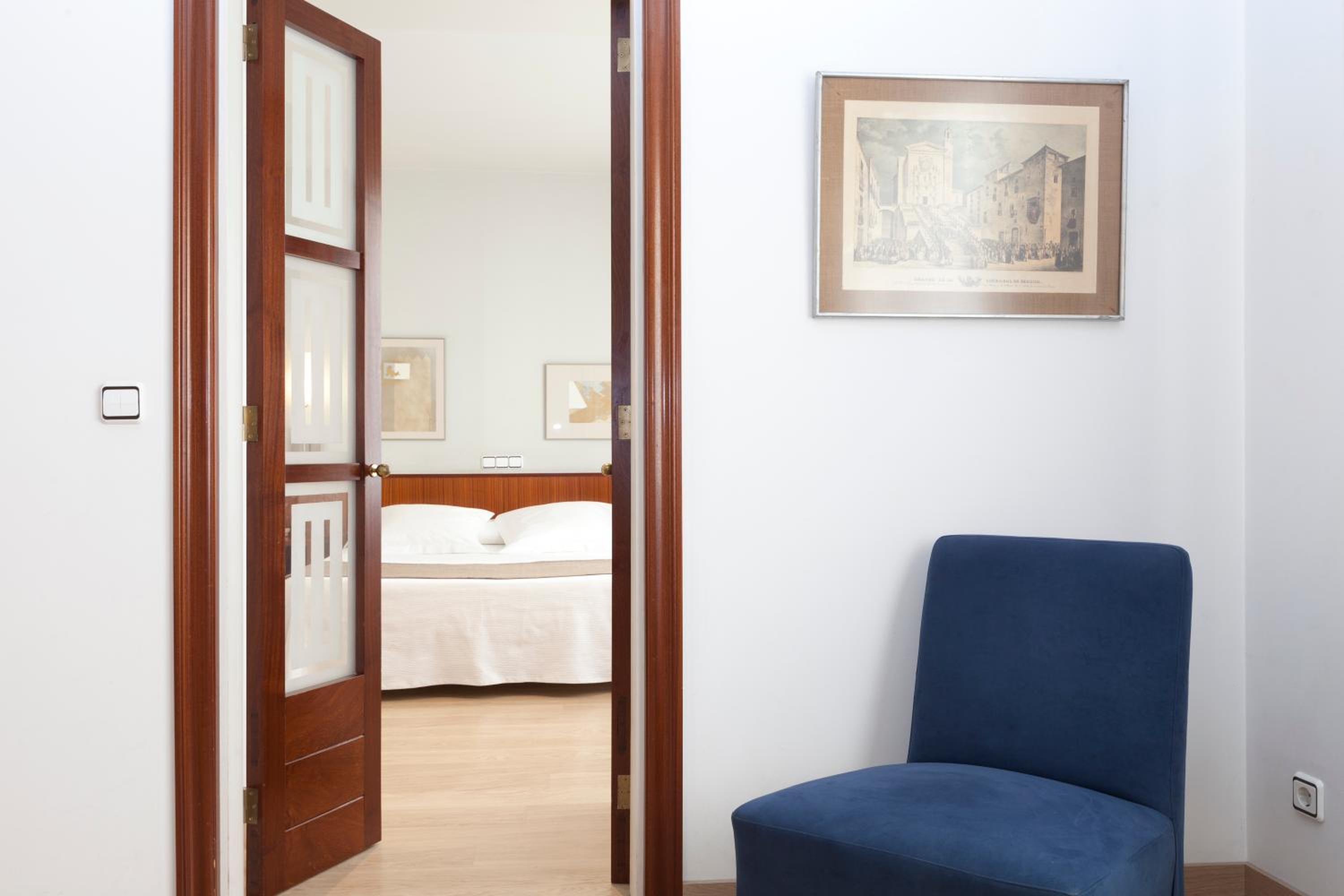 Superior Double or Twin Room photo 3