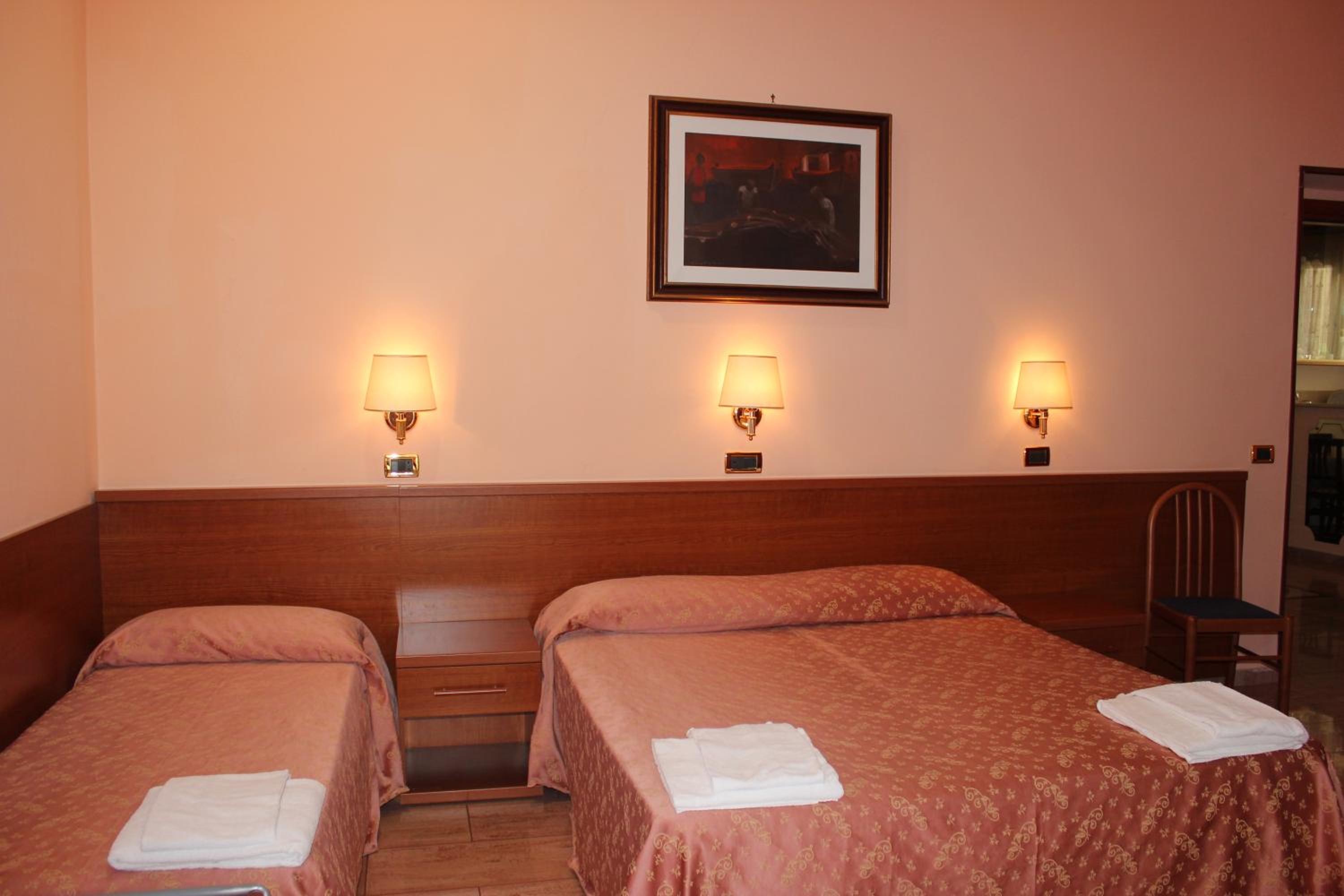 Triple Room photo 3