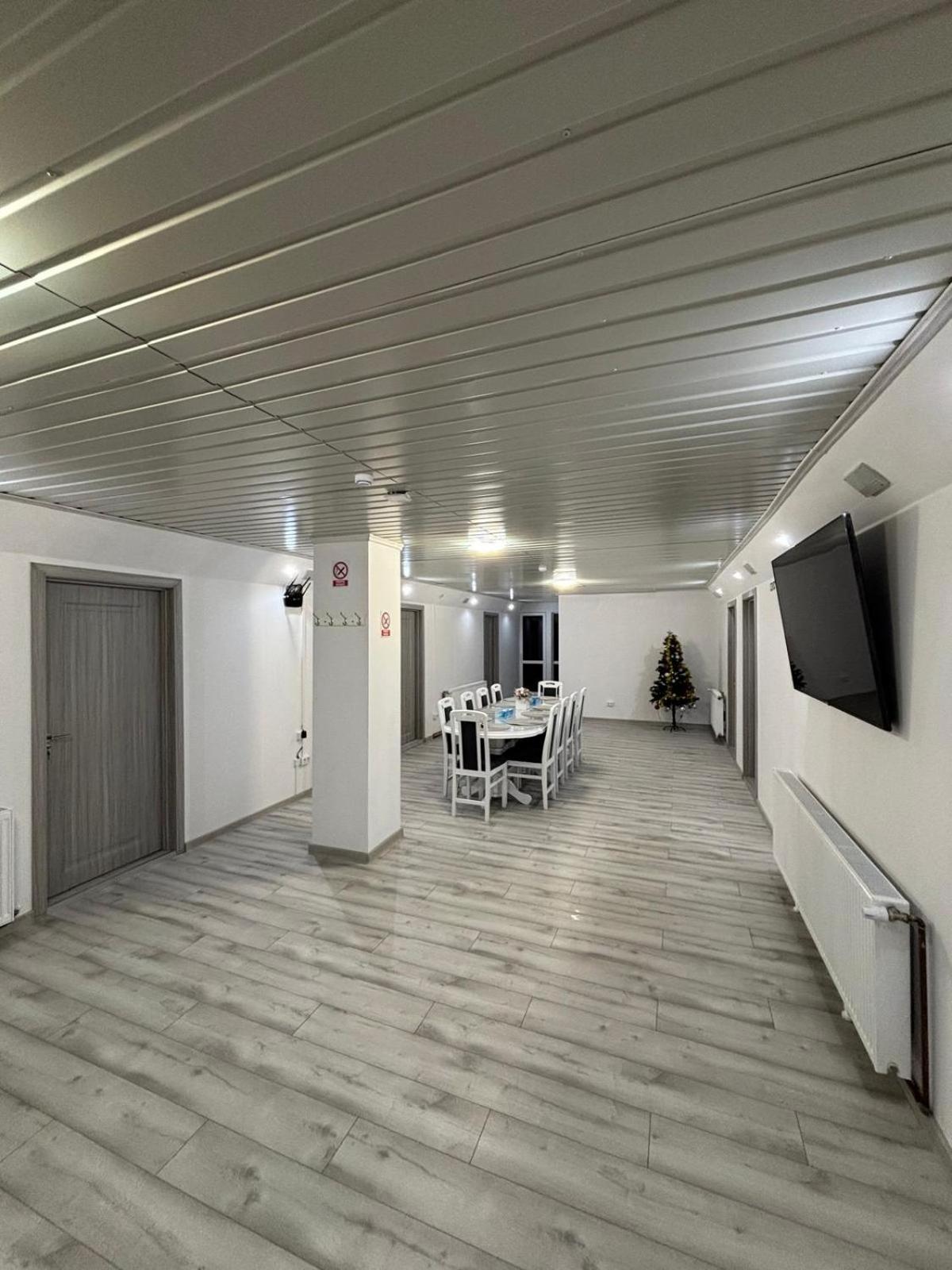 Three-Bedroom Villa photo 3