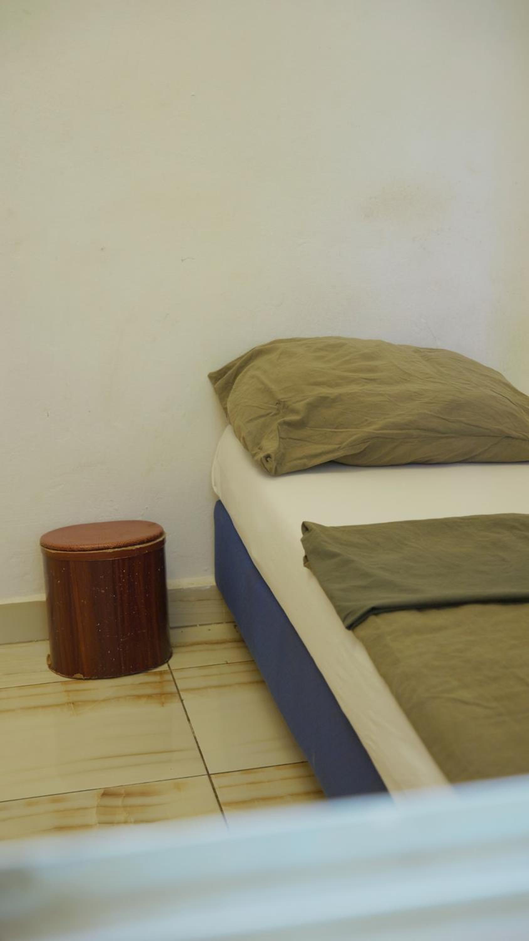Standard Single Room with Shared Bathroom photo 2