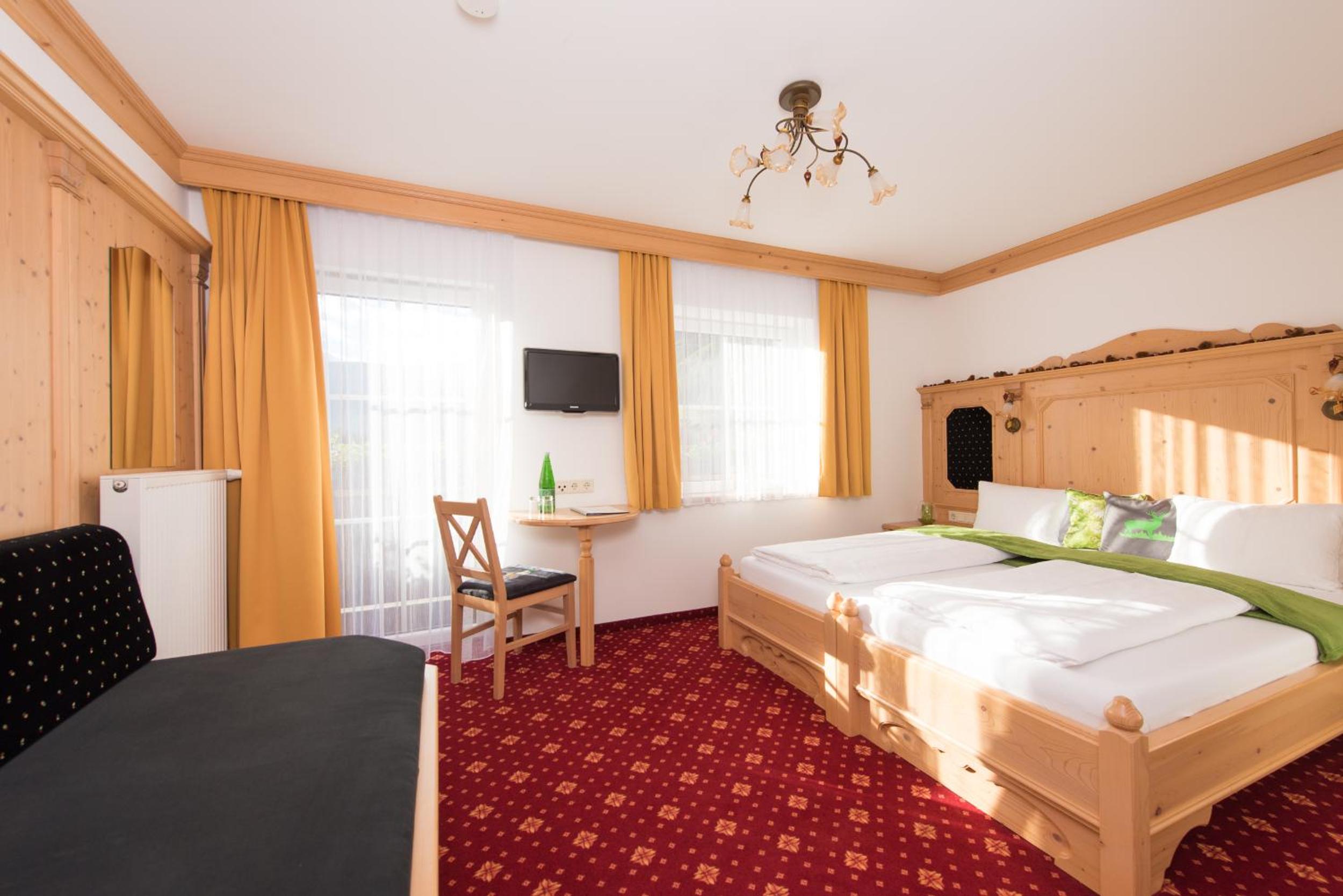 Deluxe Double Room - Photo 2