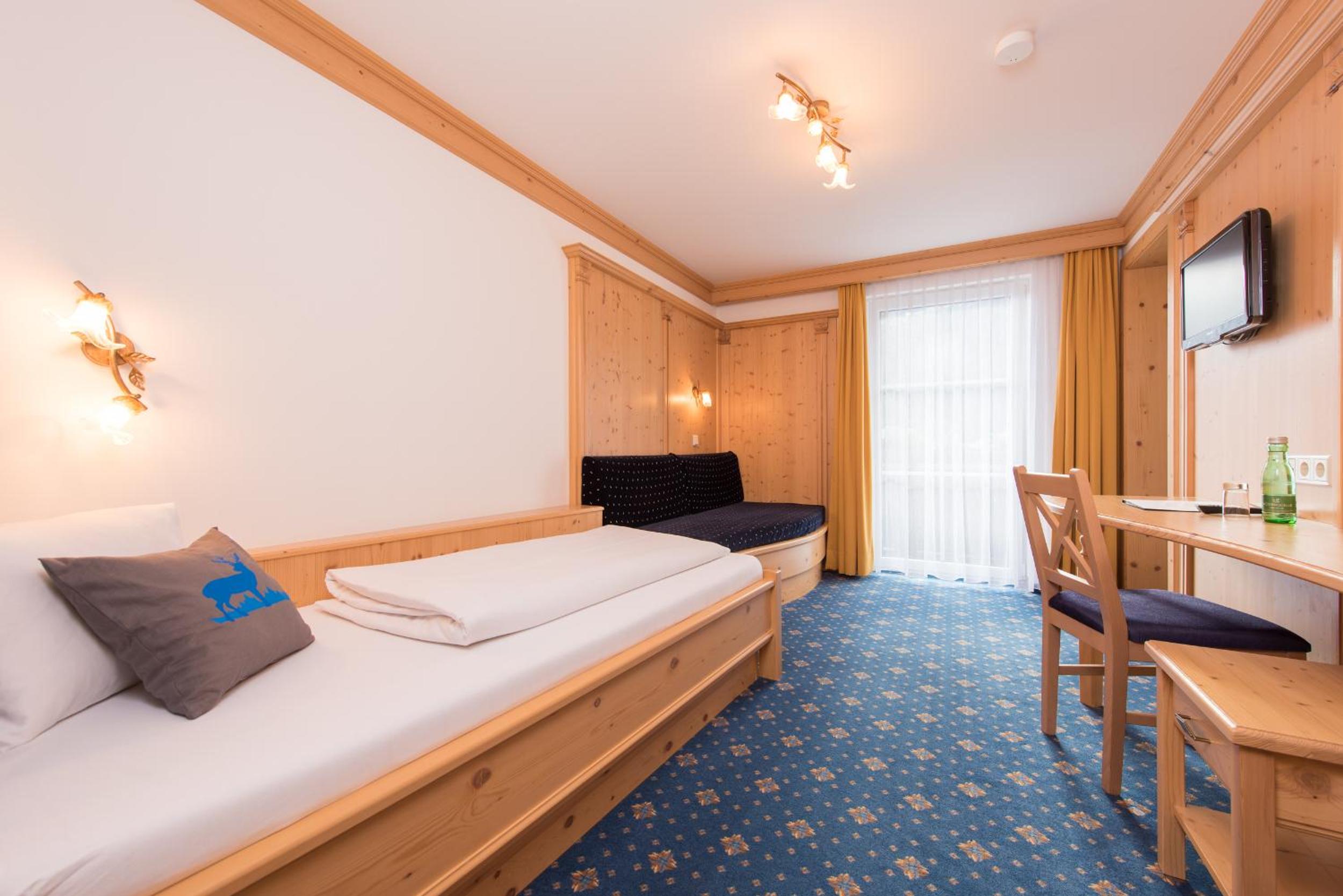 Single Room photo 2