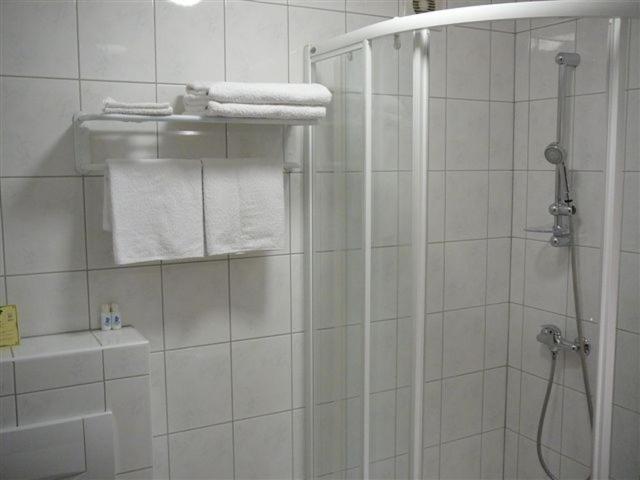 Two-Room Apartment - Photo 3