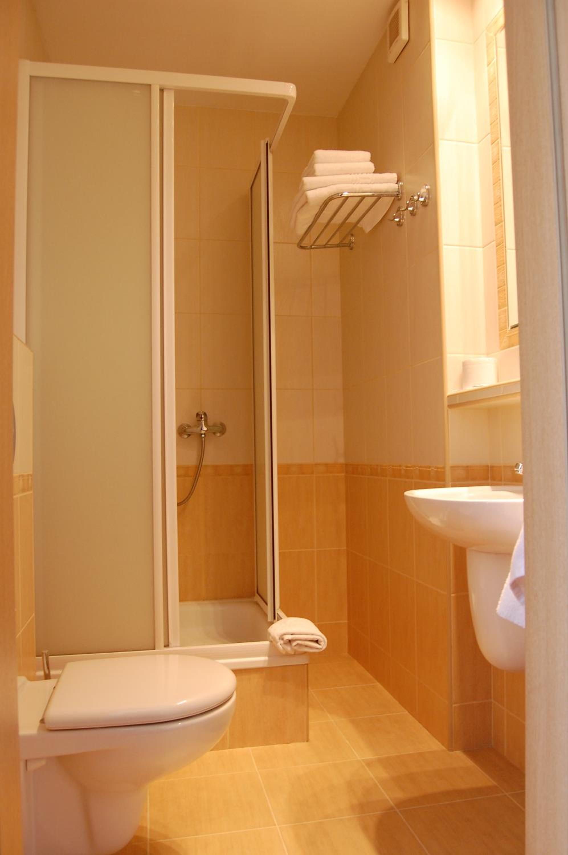 Double Room with Spa Access photo 3