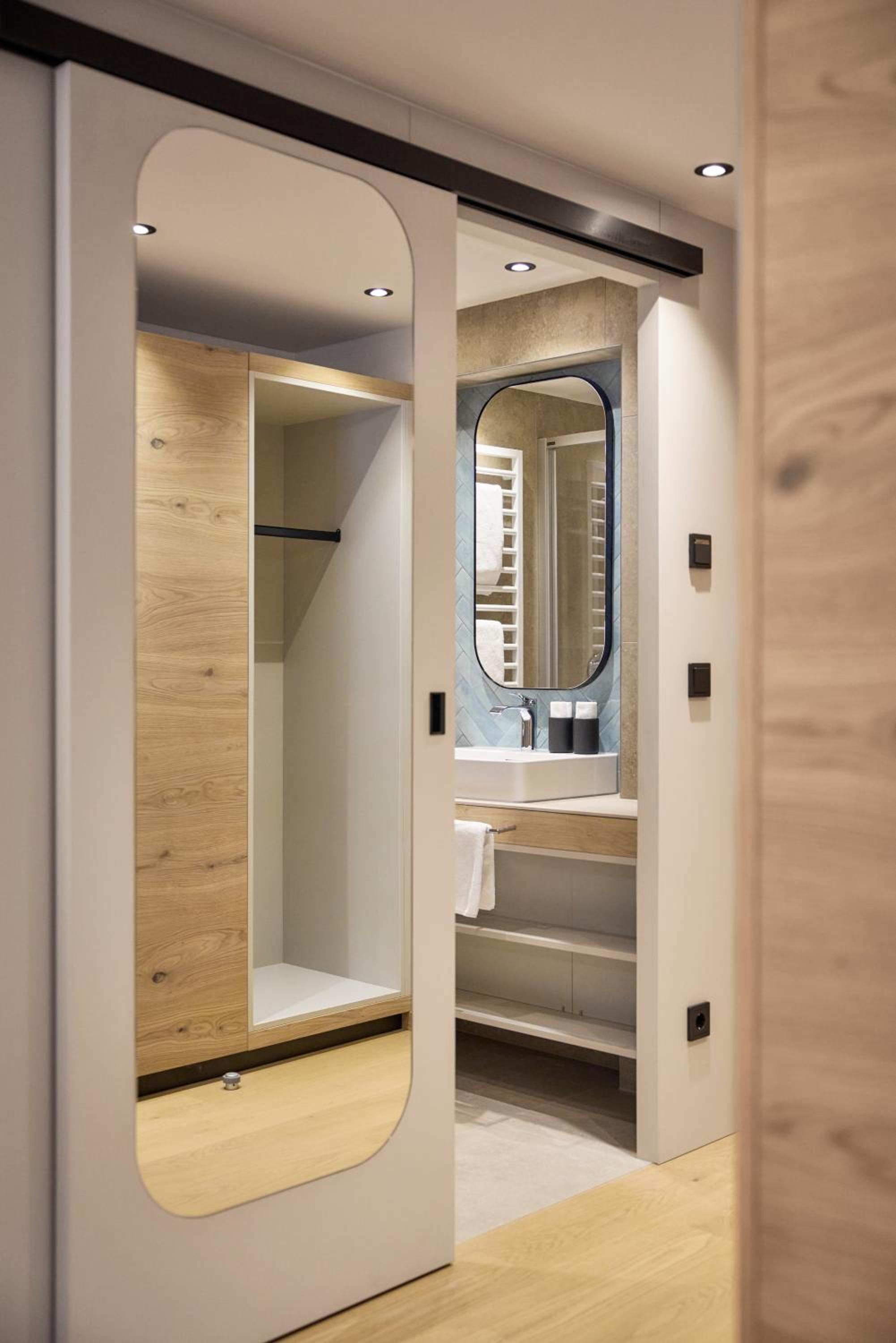 Triple Room with Balcony photo 3