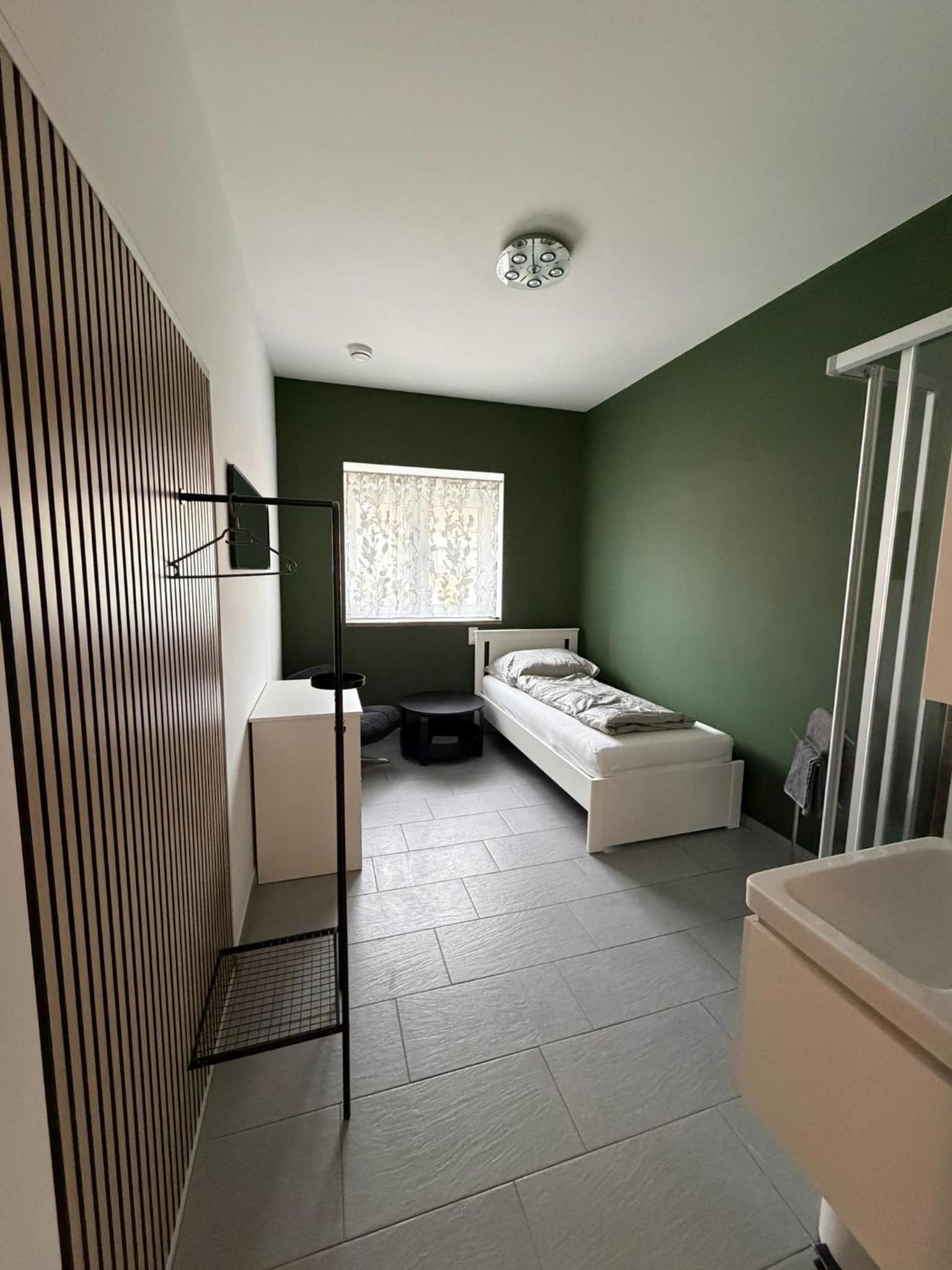 Single Room photo 3