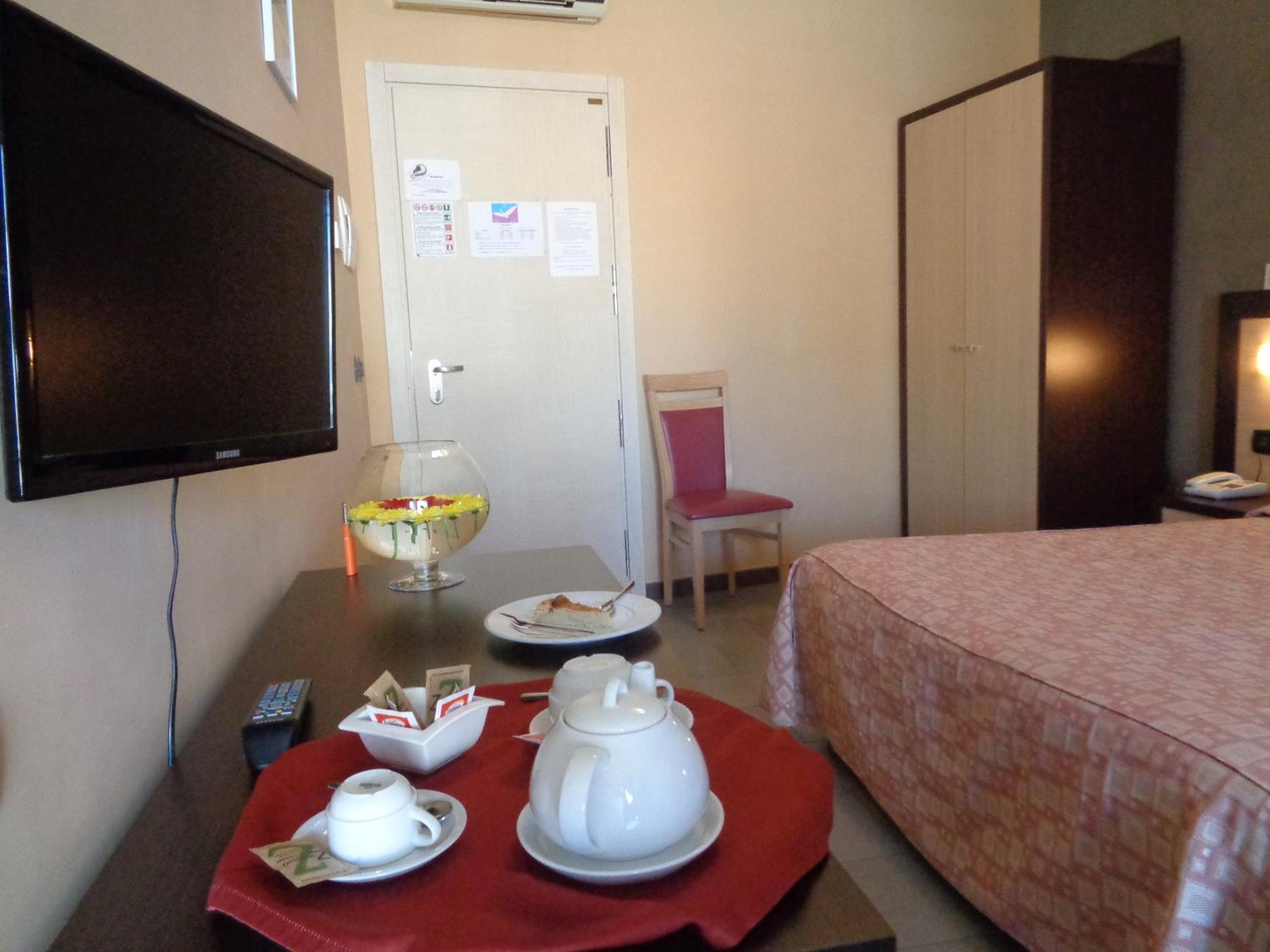 Superior Triple Room photo 2