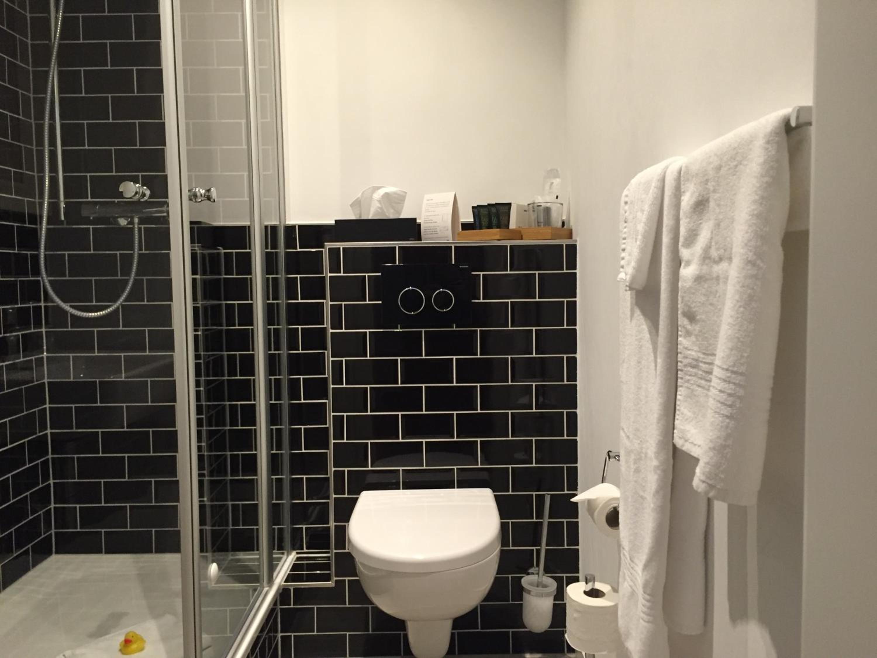 Standard Double Room - Photo 2