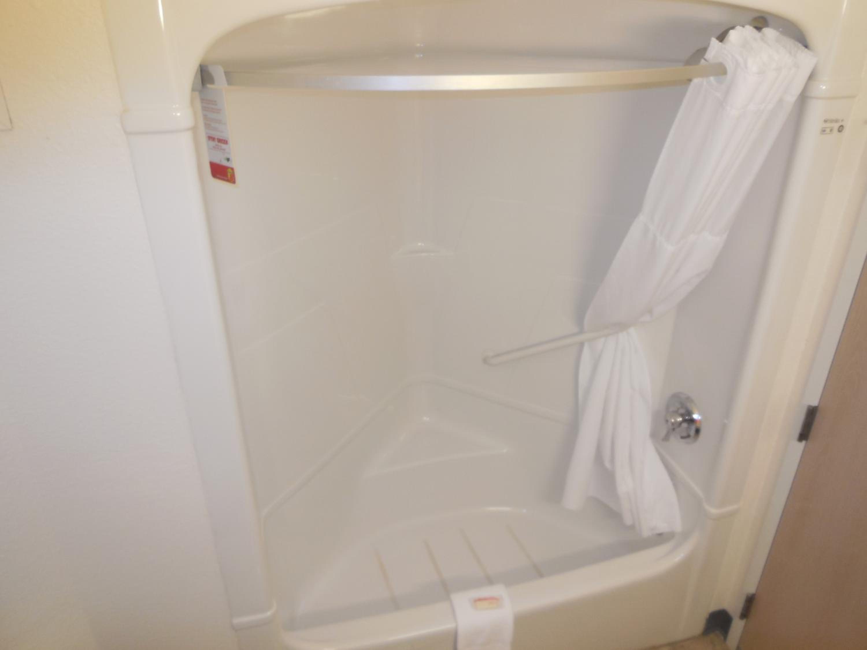 Double Room with Two Double Beds - Non-Smoking - Photo 4
