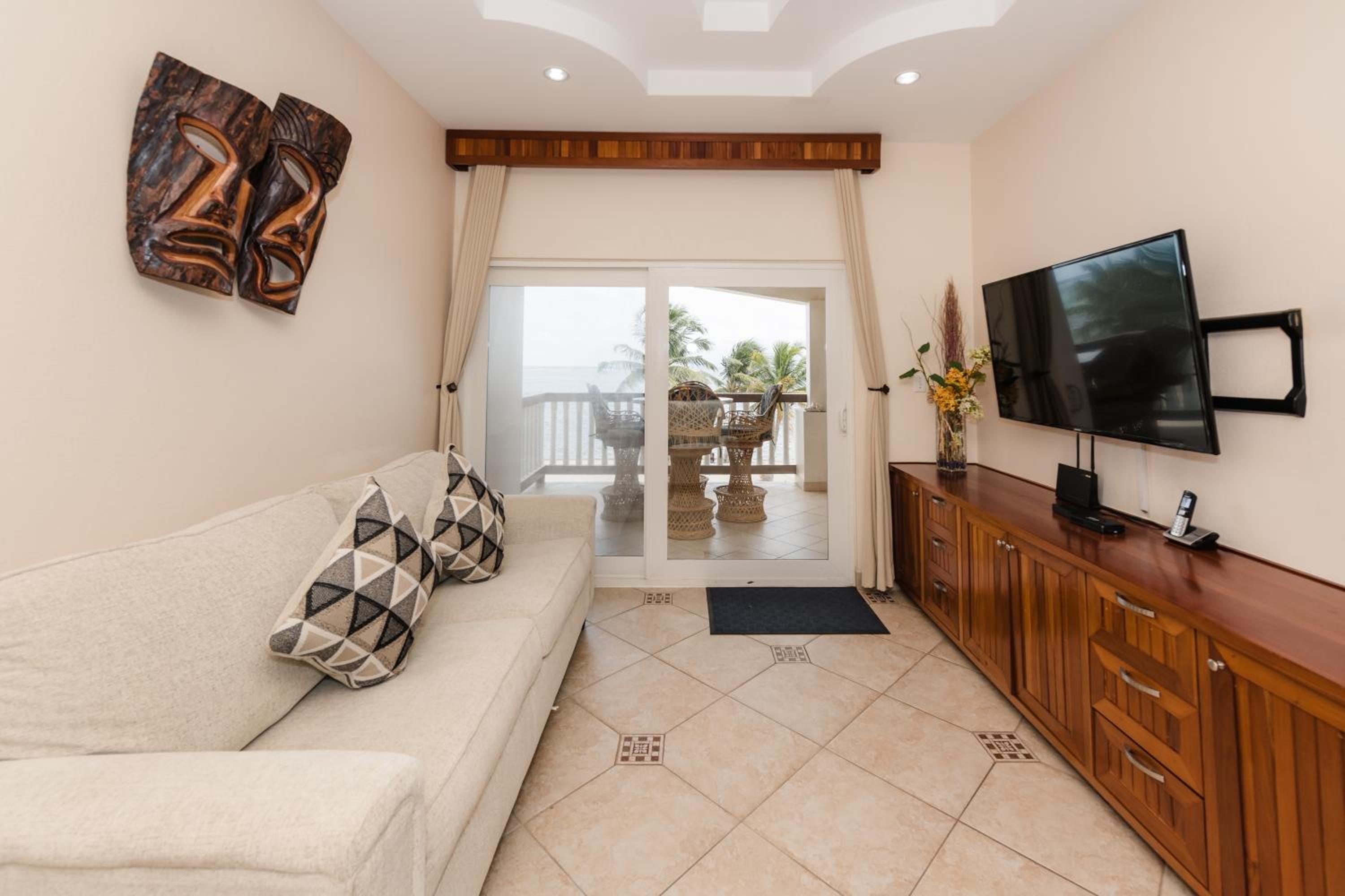 Two-Bedroom Suite photo 2