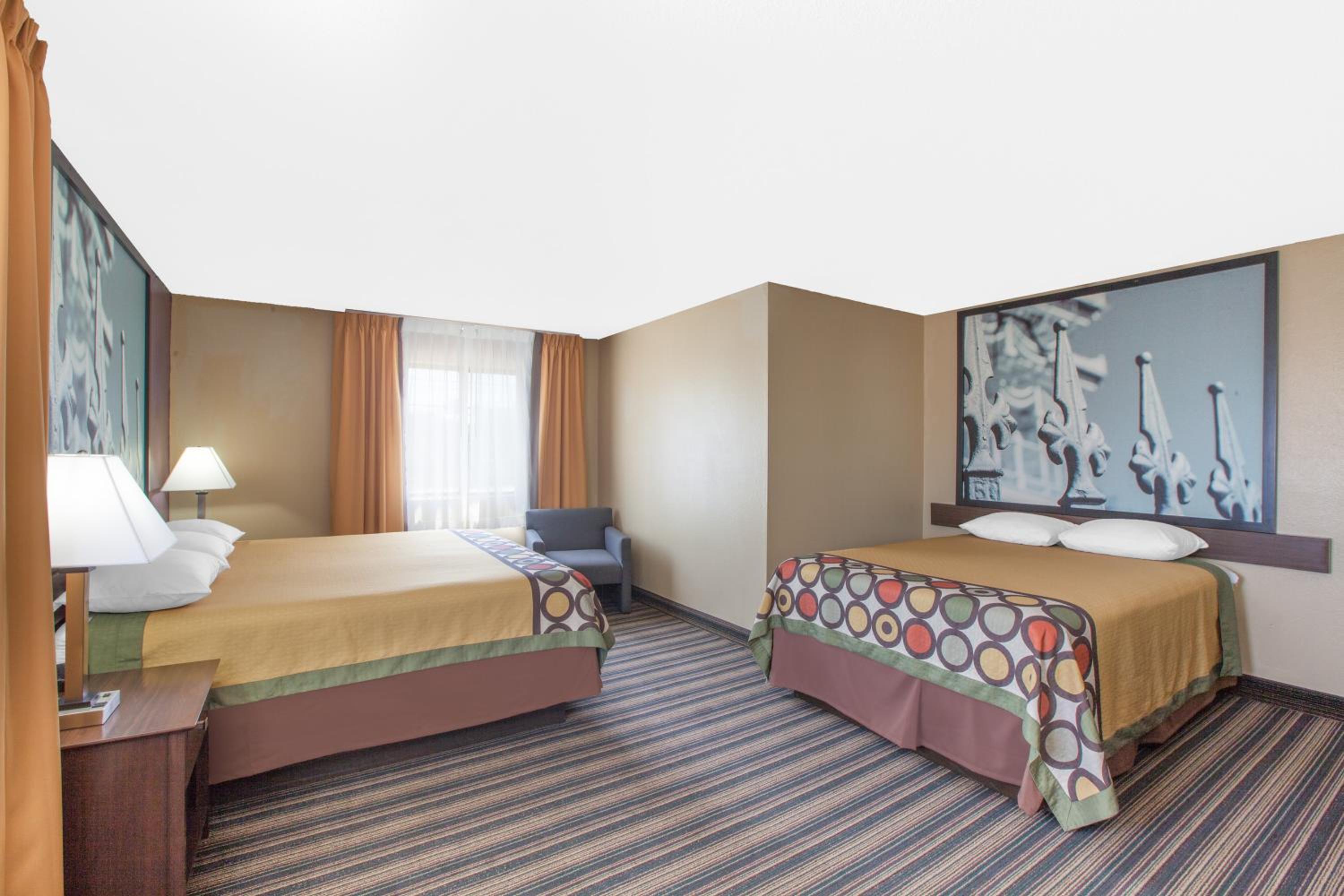 Deluxe King Suite - Photo 1