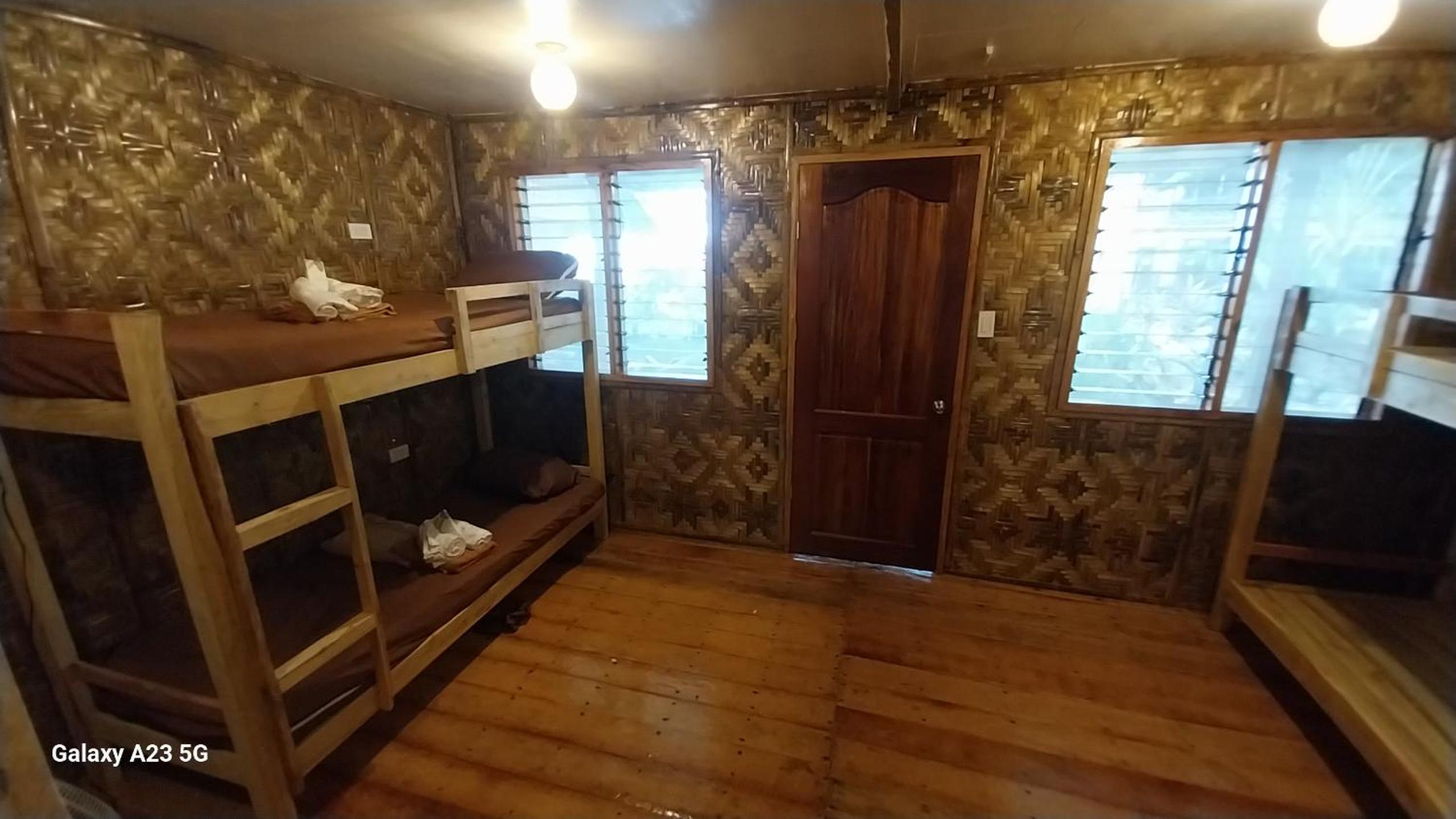 Bed in 8-Bed Mixed Dormitory Room photo 2