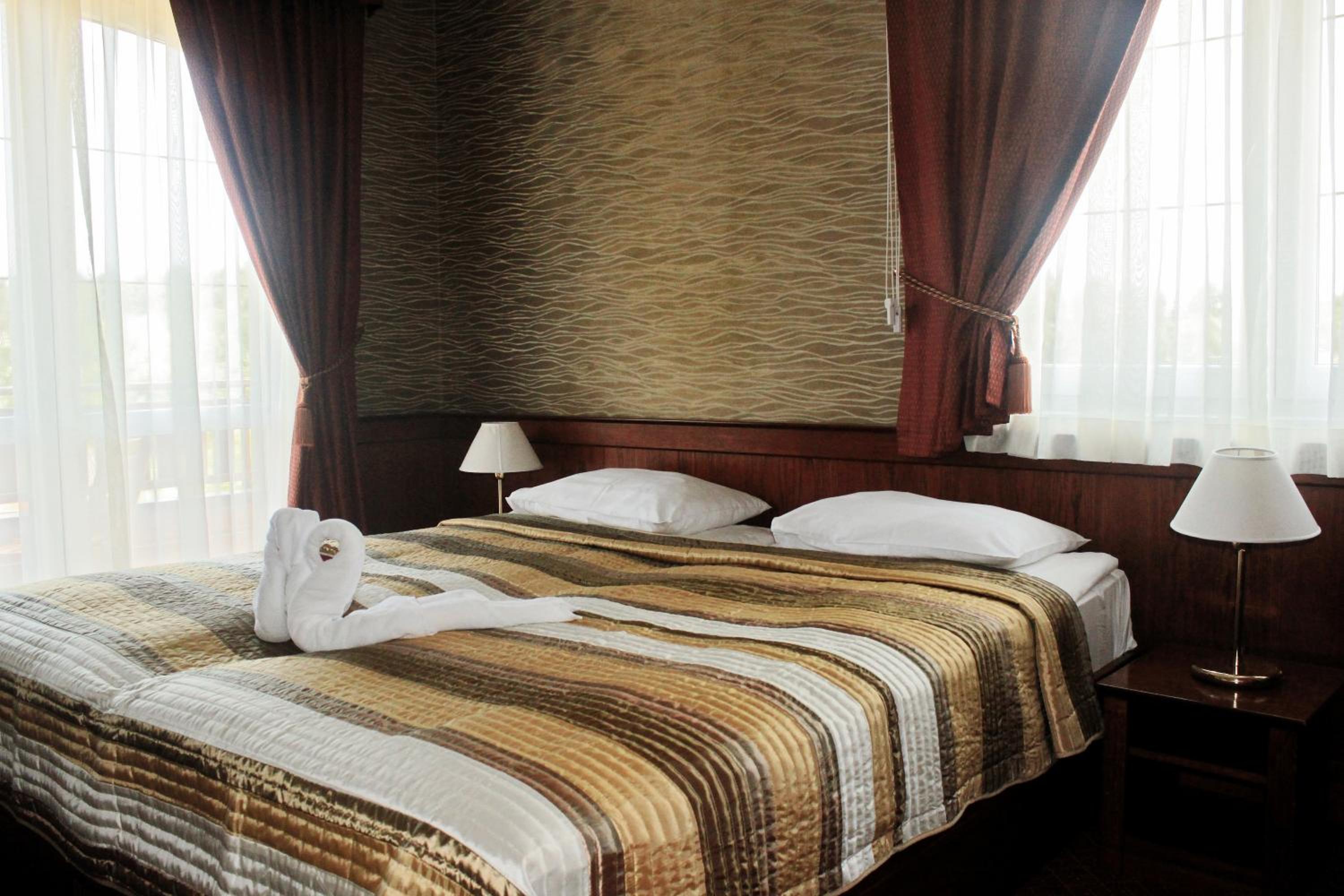 Double or Twin Room with Balcony - Photo 5