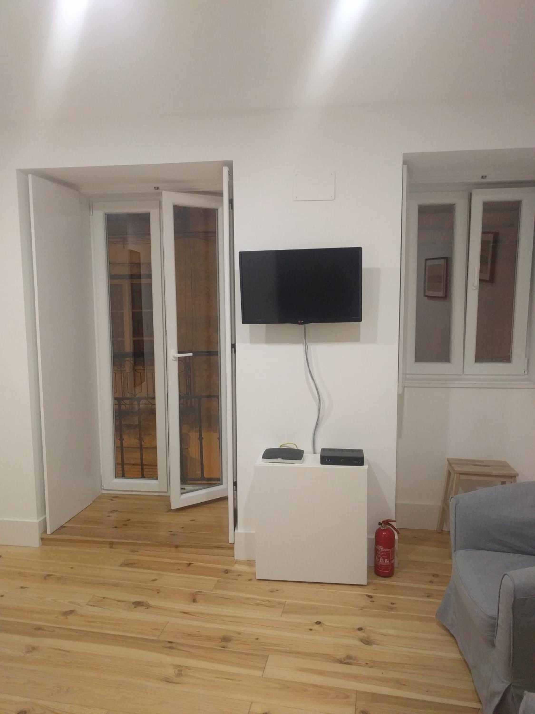 Apartment - Photo 2