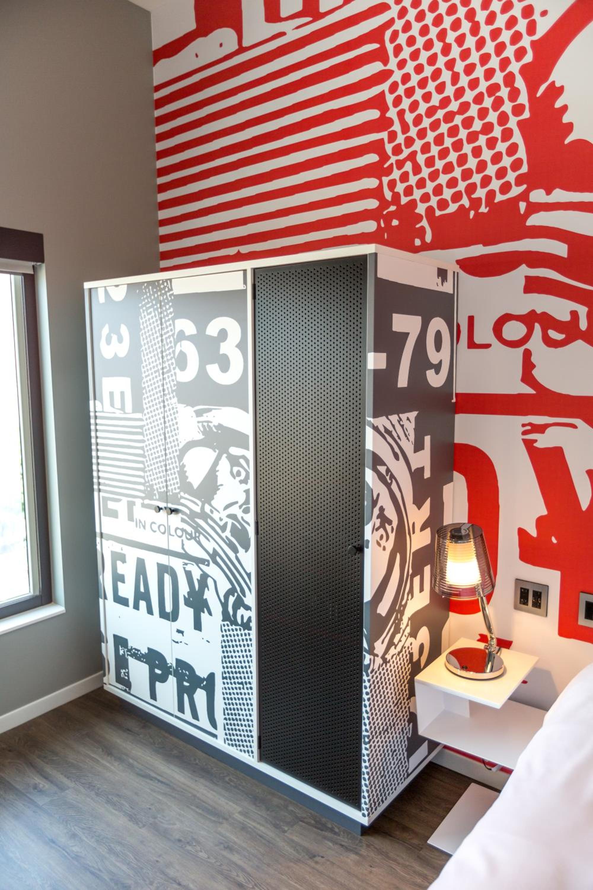 King Corner Studio