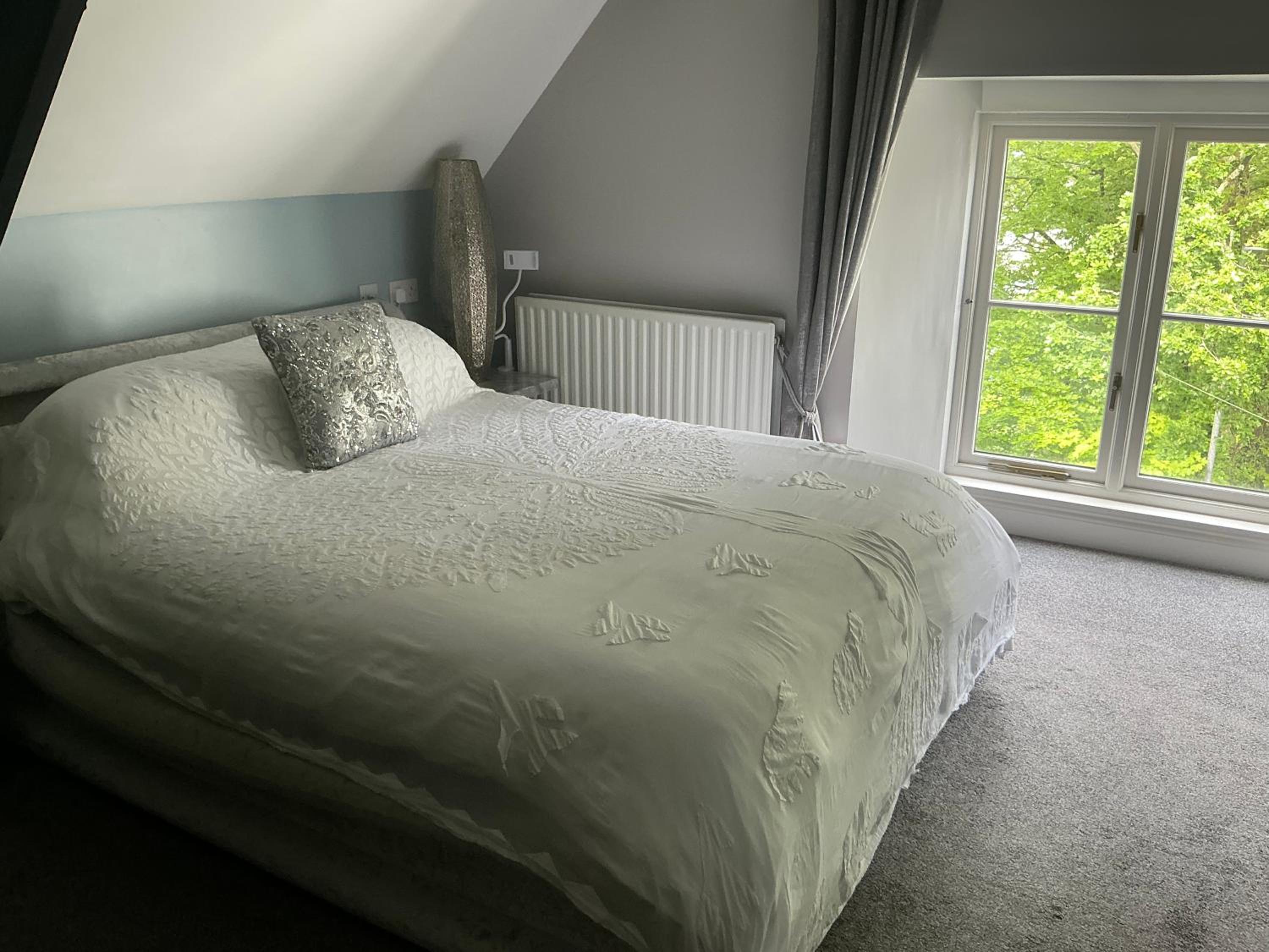 Large Double Room photo 3