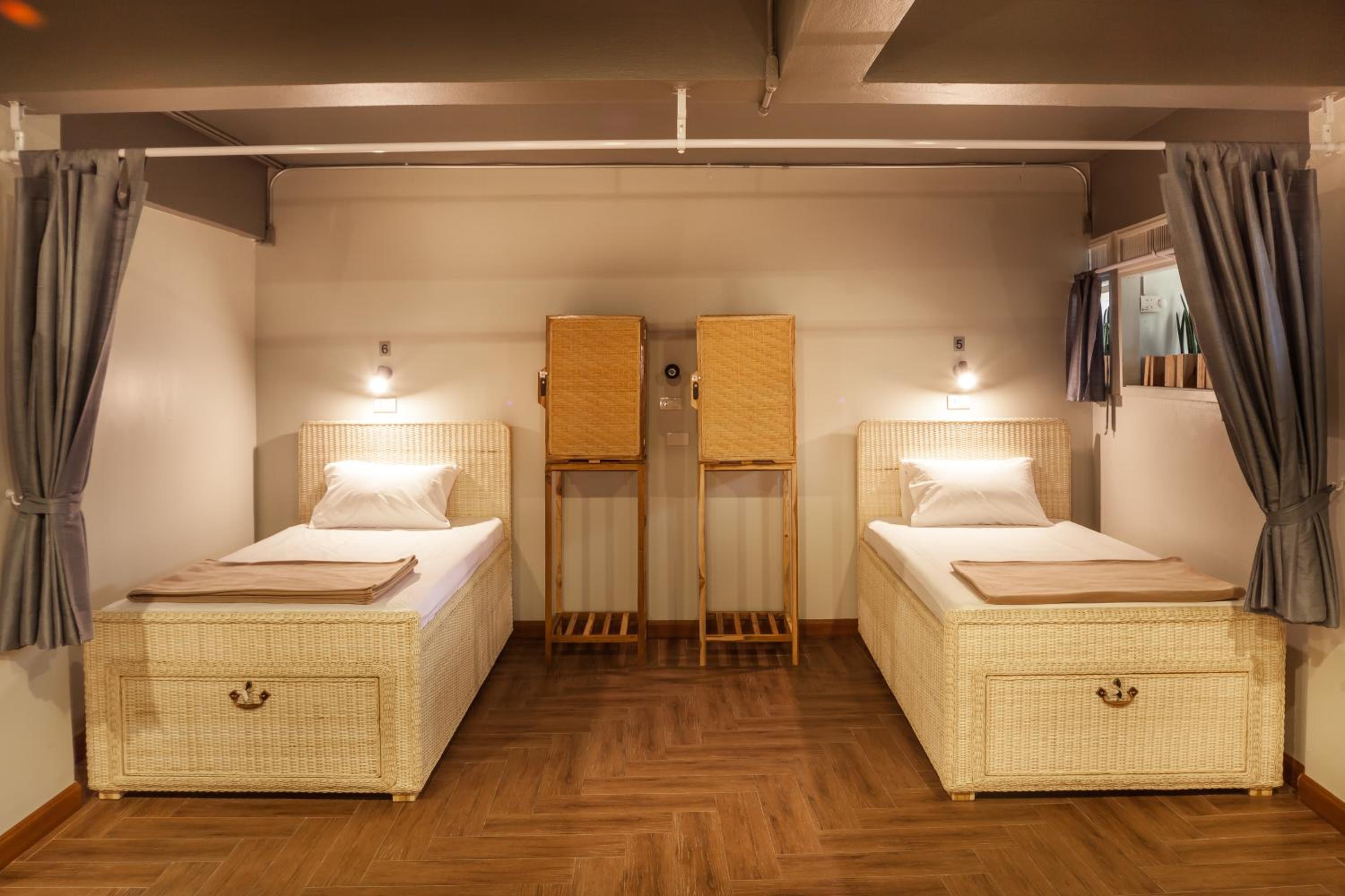 Twin Room with Shared External Bathroom