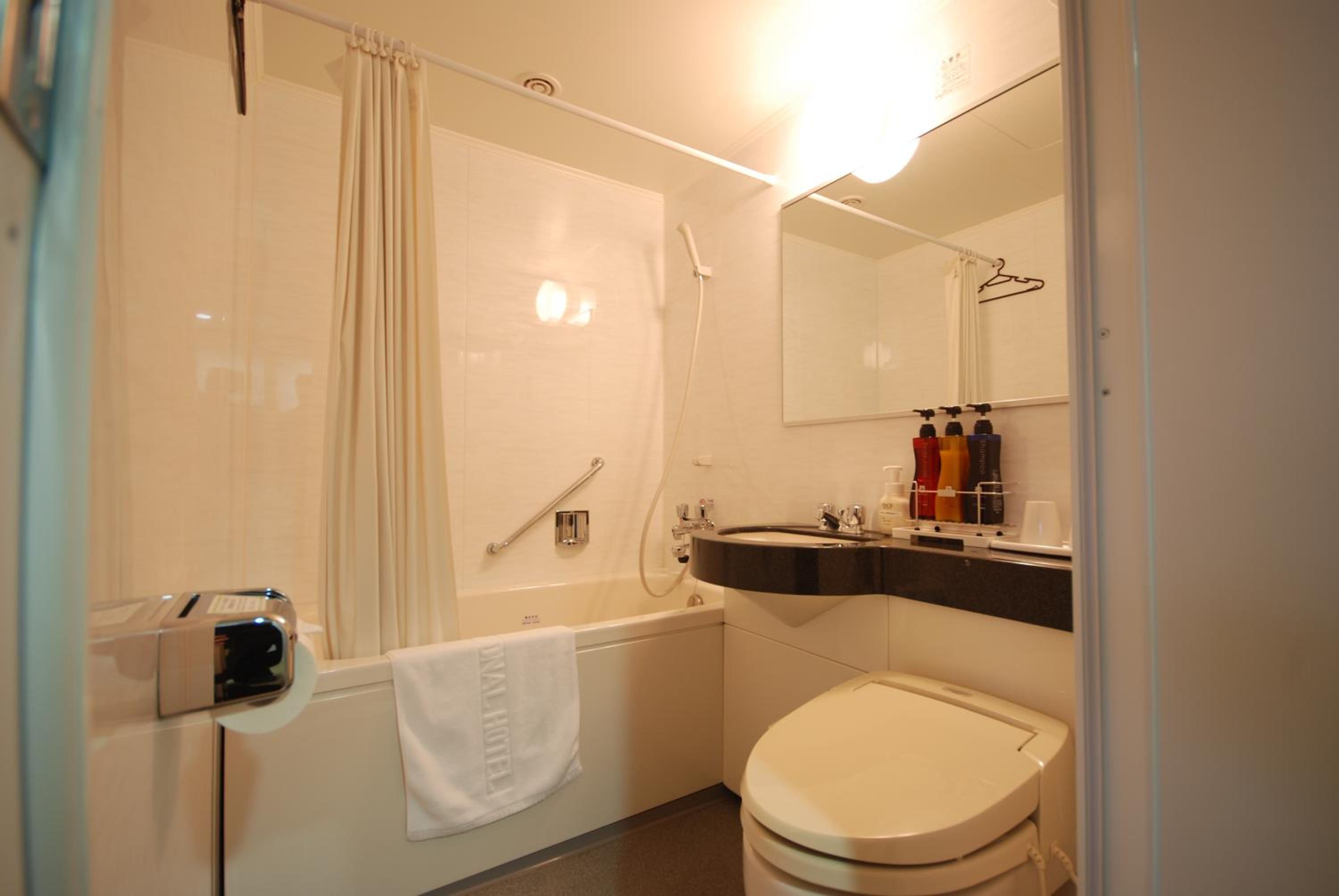 Standard Single Room - Non-Smoking photo 2
