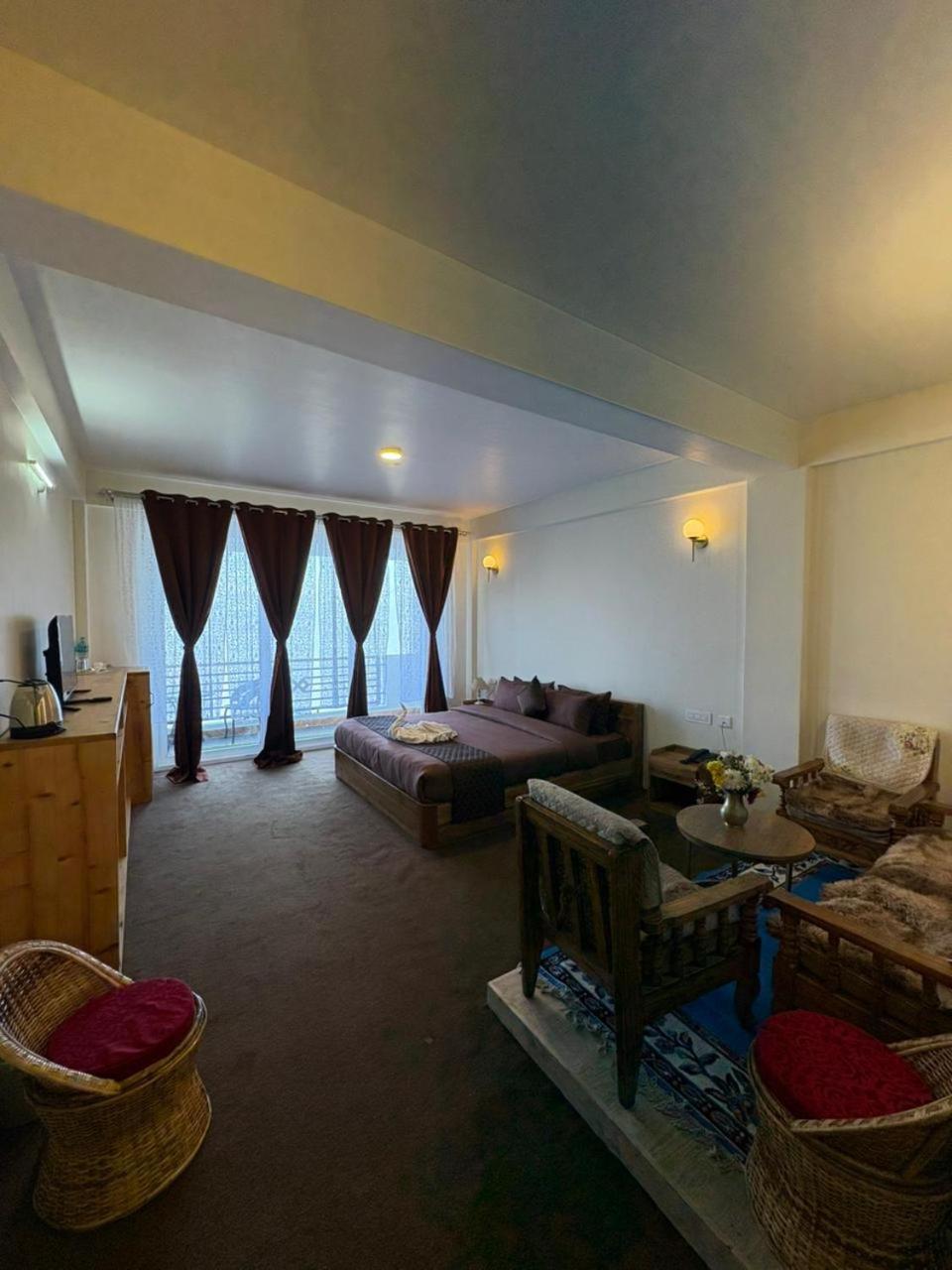 Deluxe Double Room photo 3