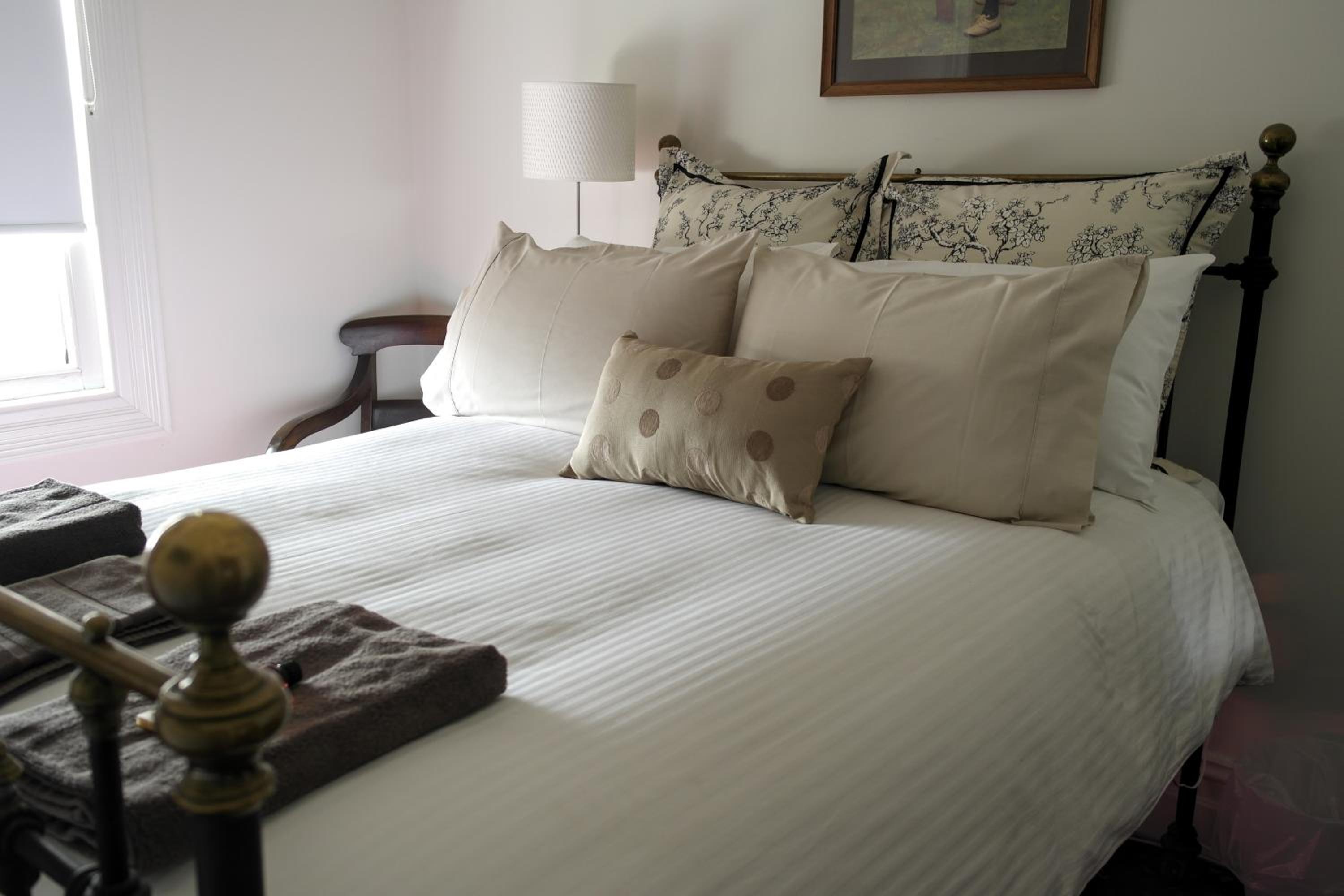 Deluxe Double Room with Balcony photo 3