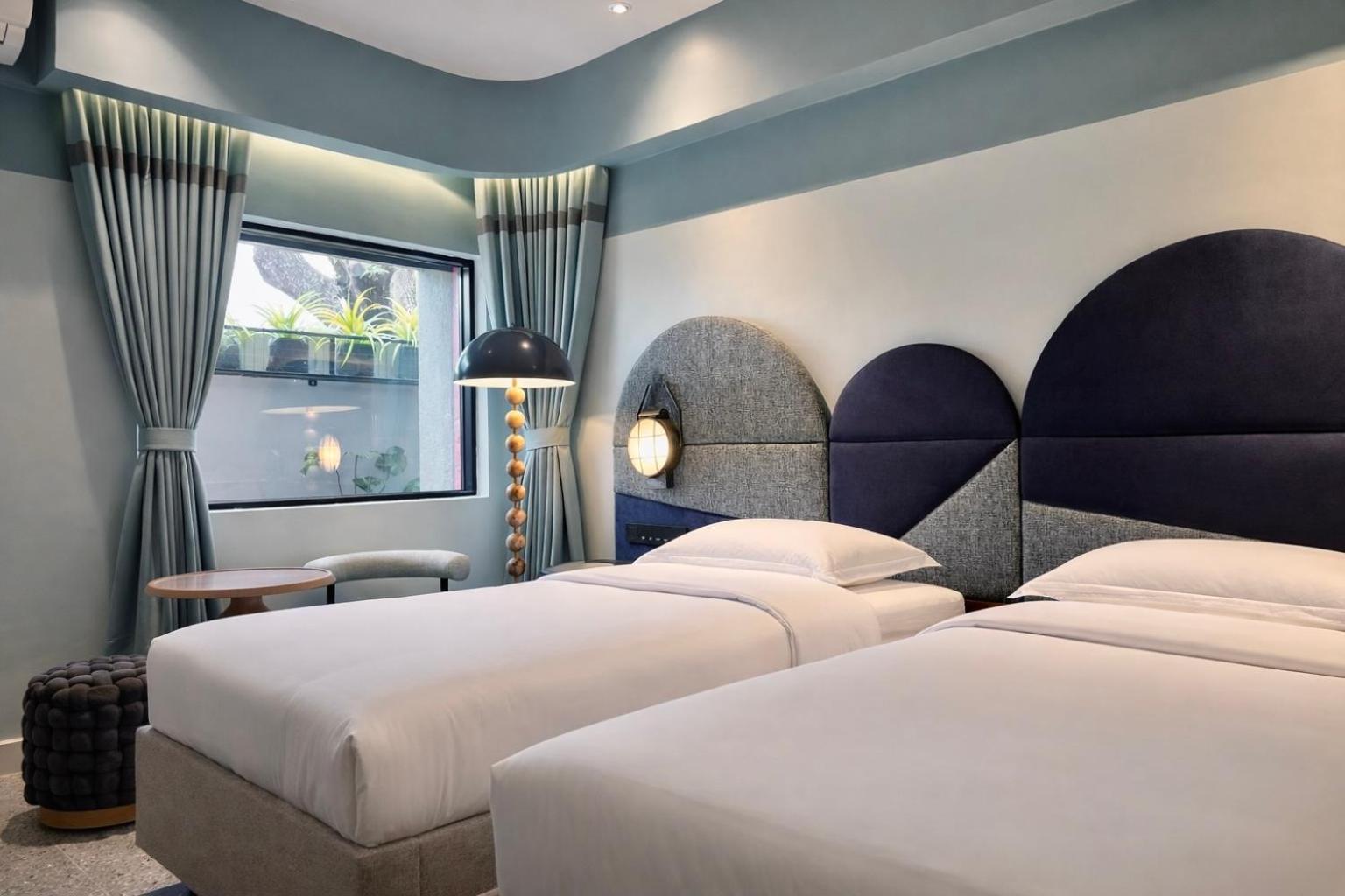 Twin Room with Two Single Beds and Pool View - Superior