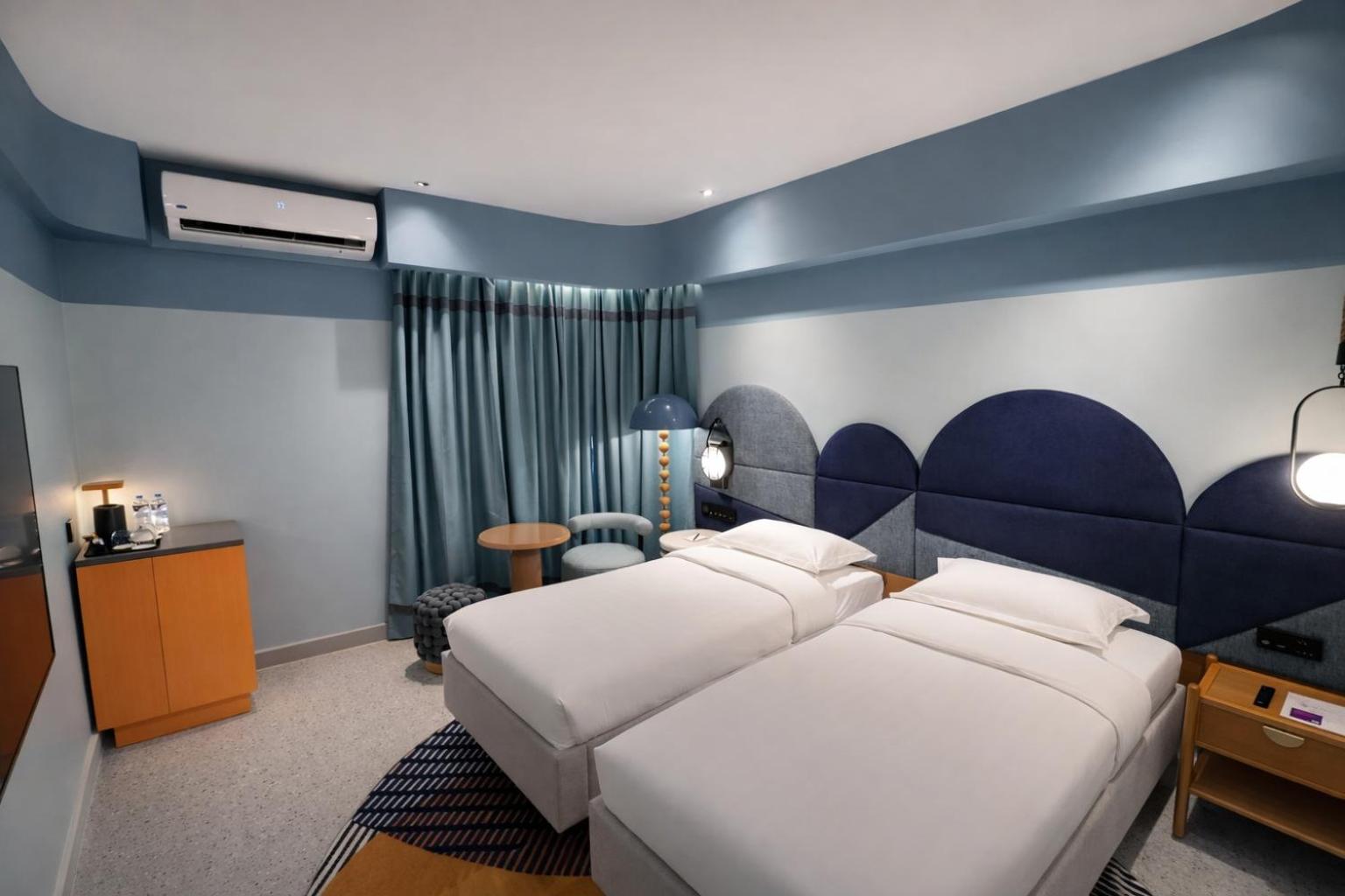Standard Twin Room