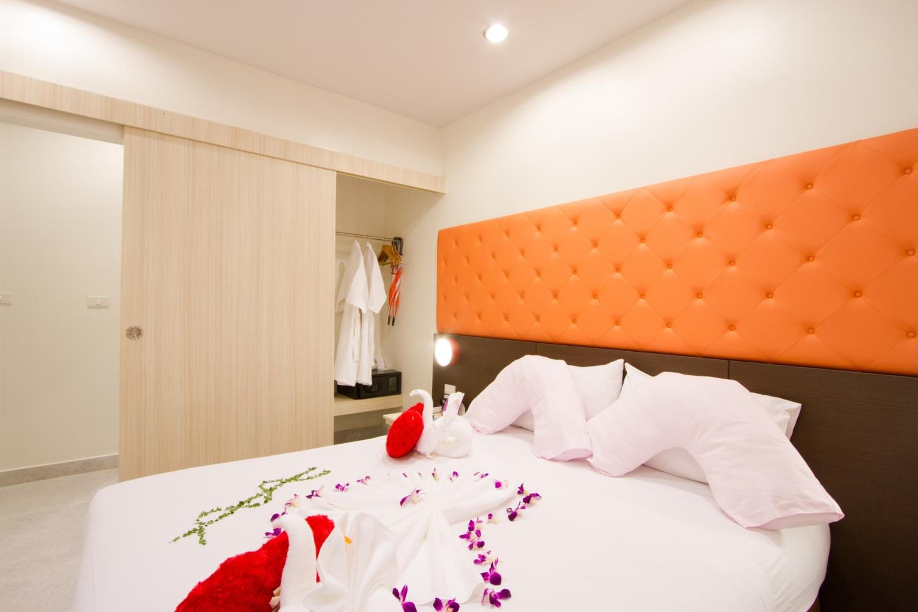 Junior Suite - Photo 1