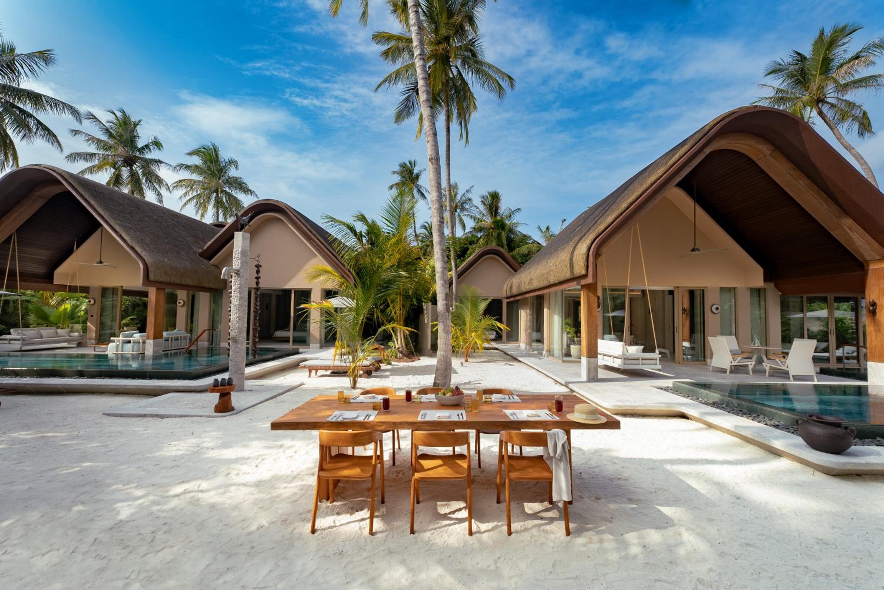 Four Bedroom Beach Residence with Two Pools photo 3