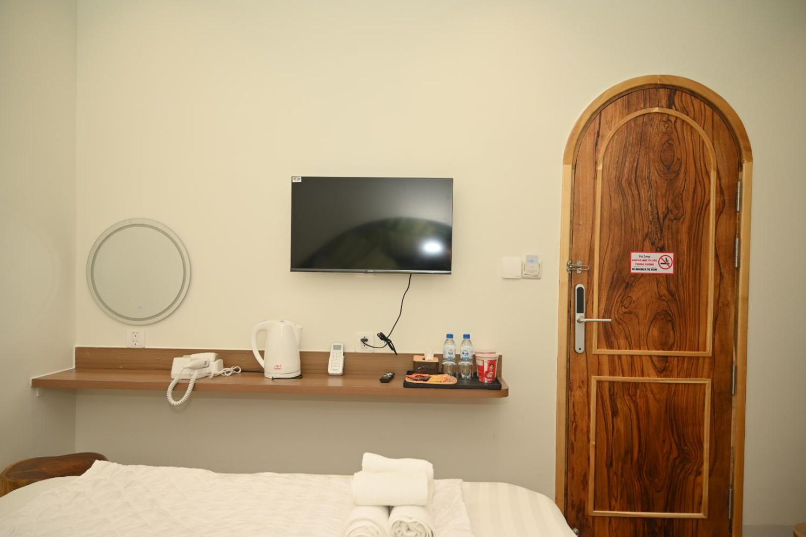Standard Queen Room photo 1