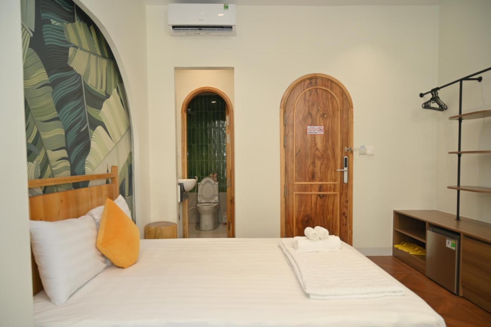 Queen Room - Photo 3