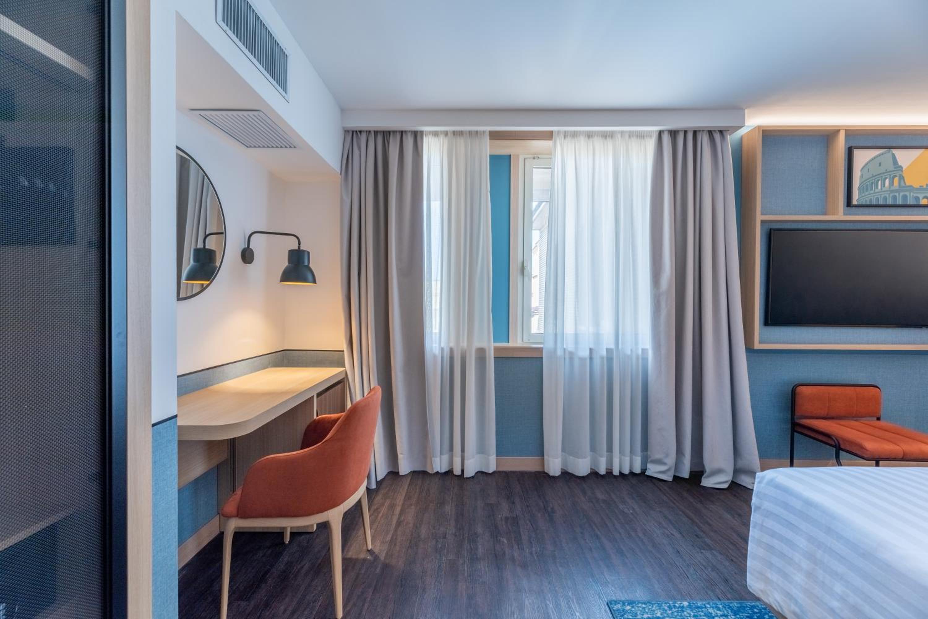 King Room - Mobility Accessible