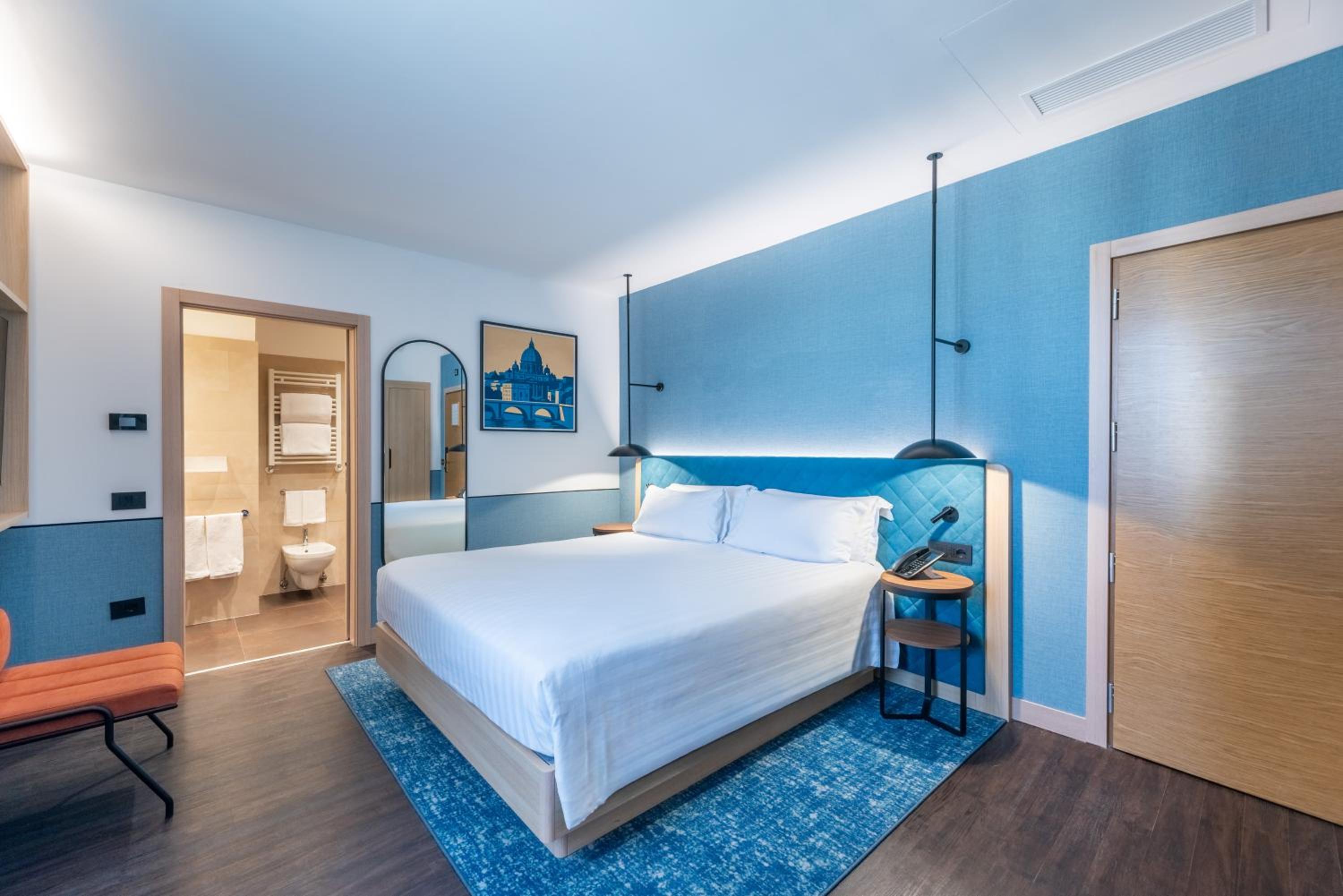 King Room - Mobility Accessible