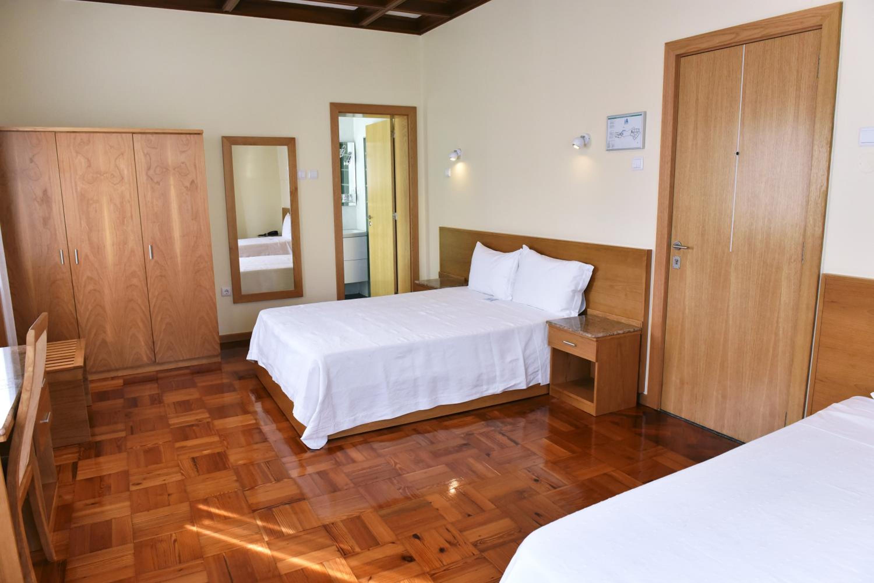 Double Room - Photo 4