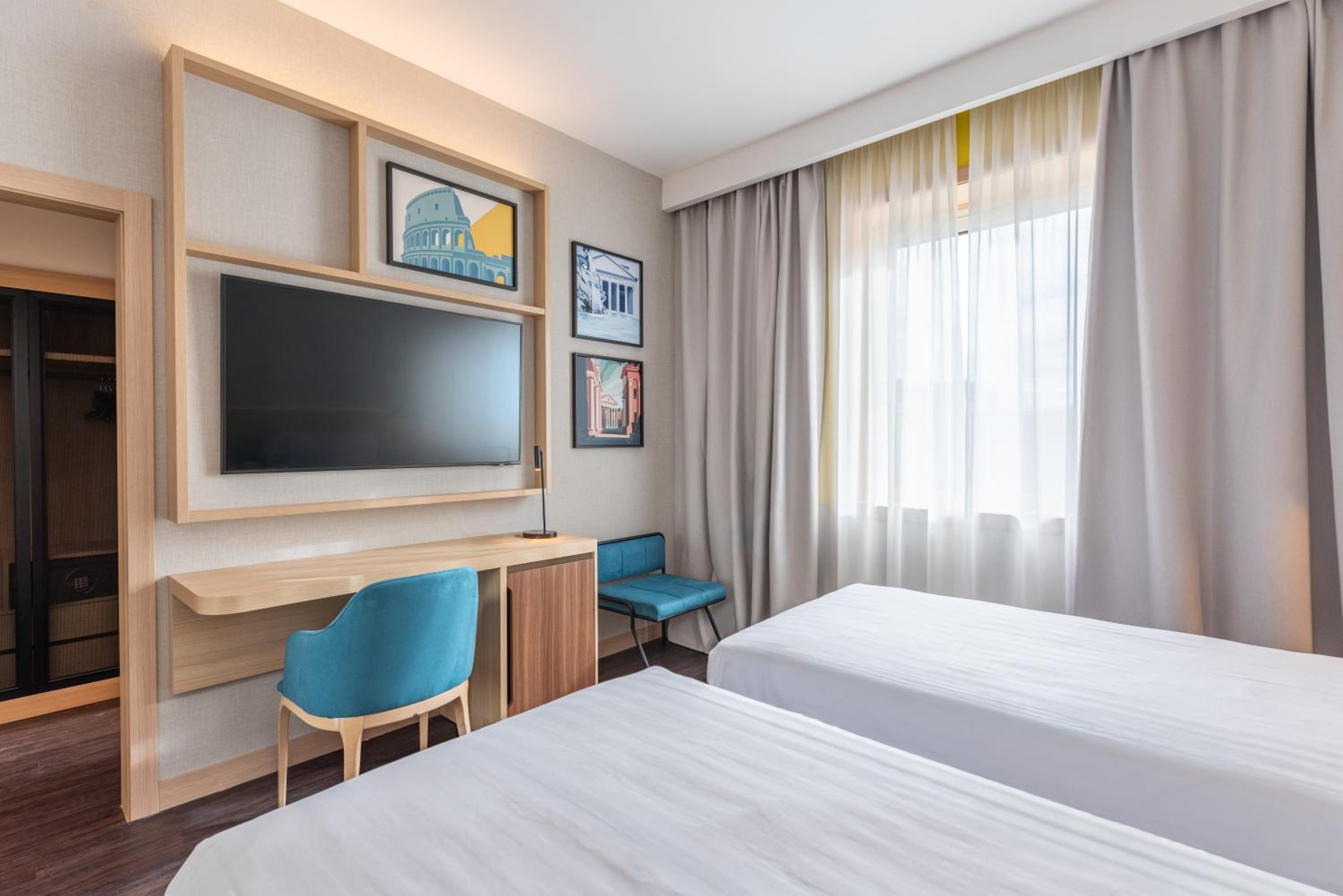 Twin Room