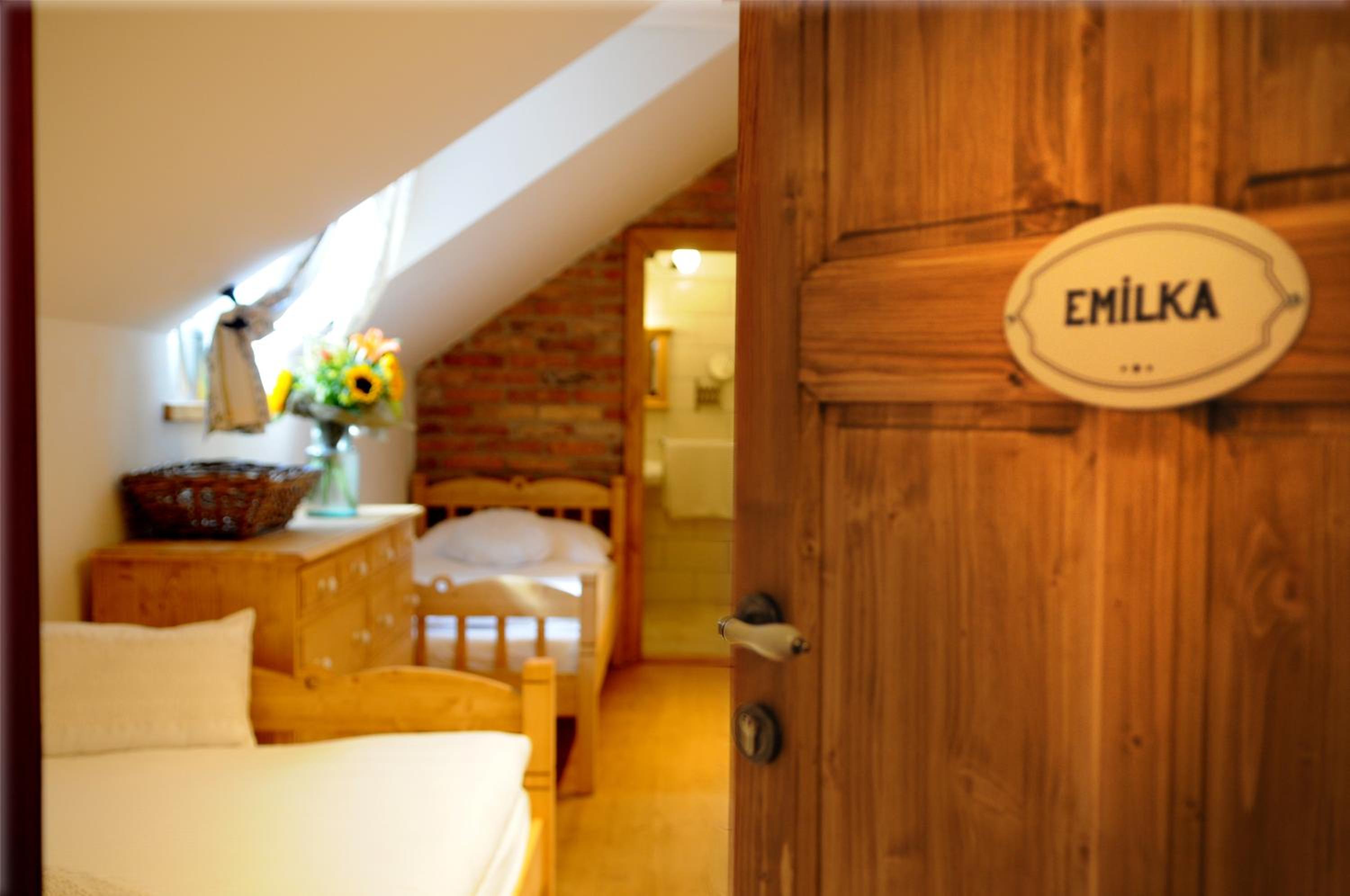 Quadruple Room with Private Bathroom photo 2