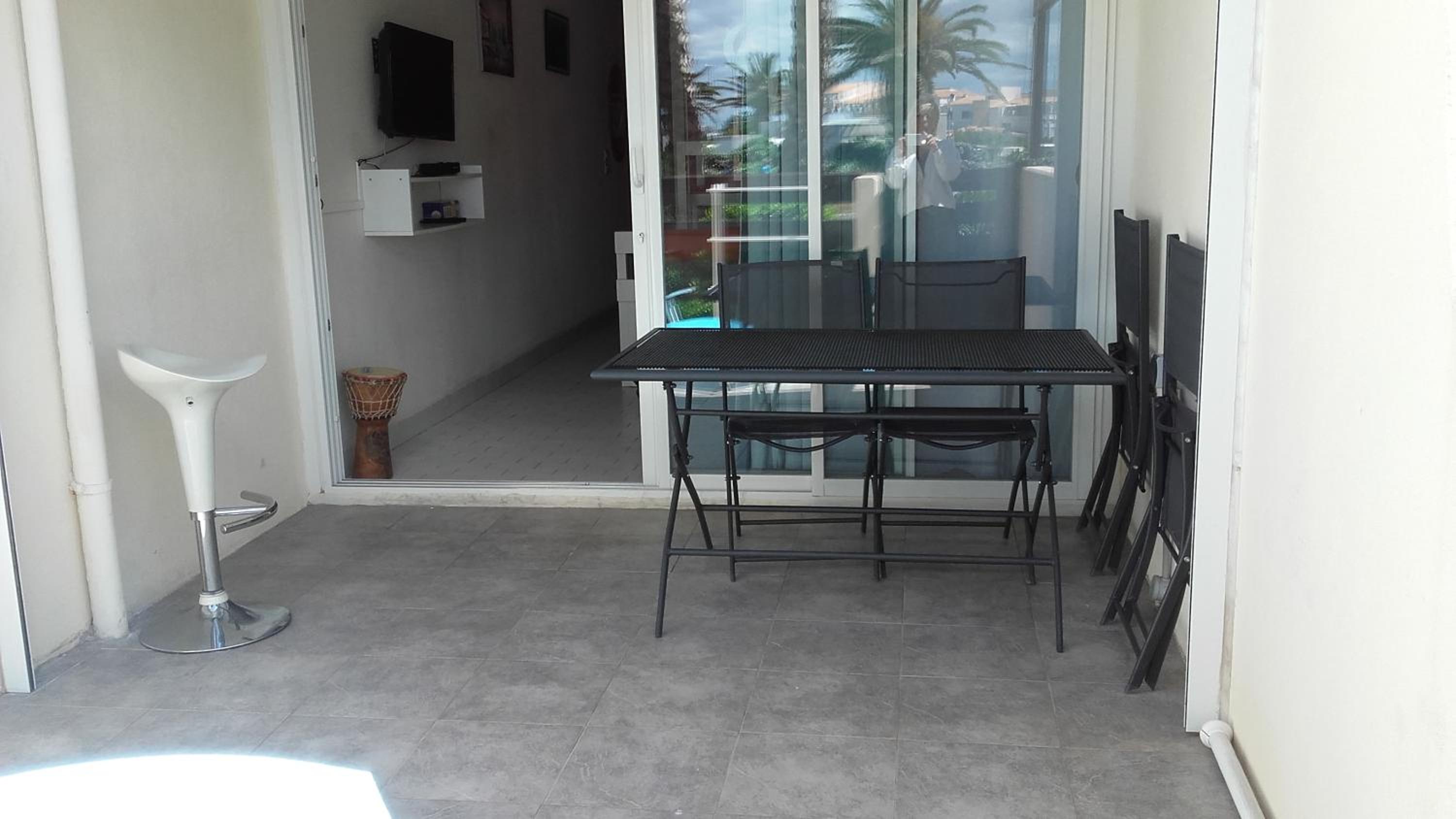 Studio Apartment