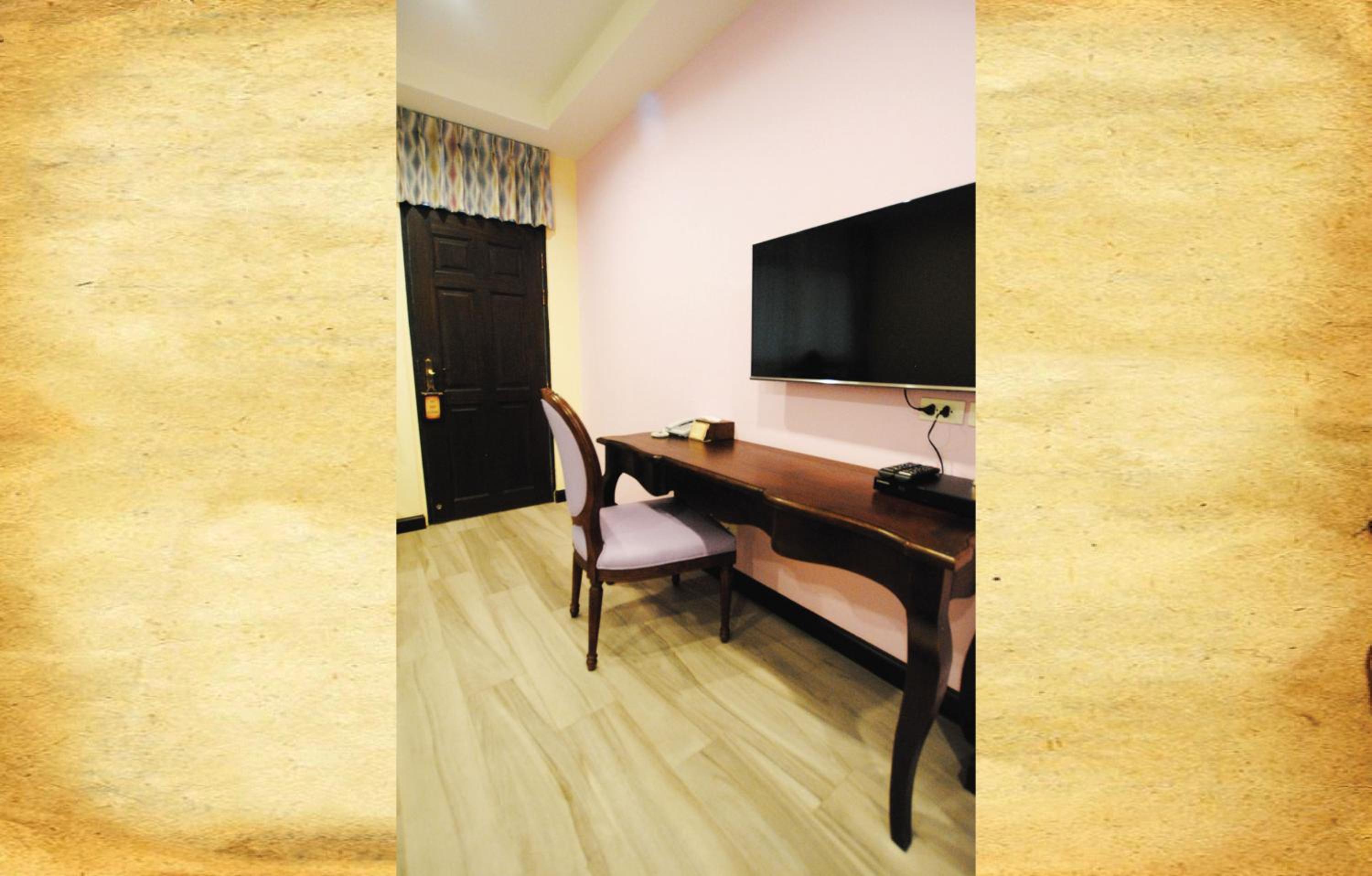 Deluxe Triple Room photo 2