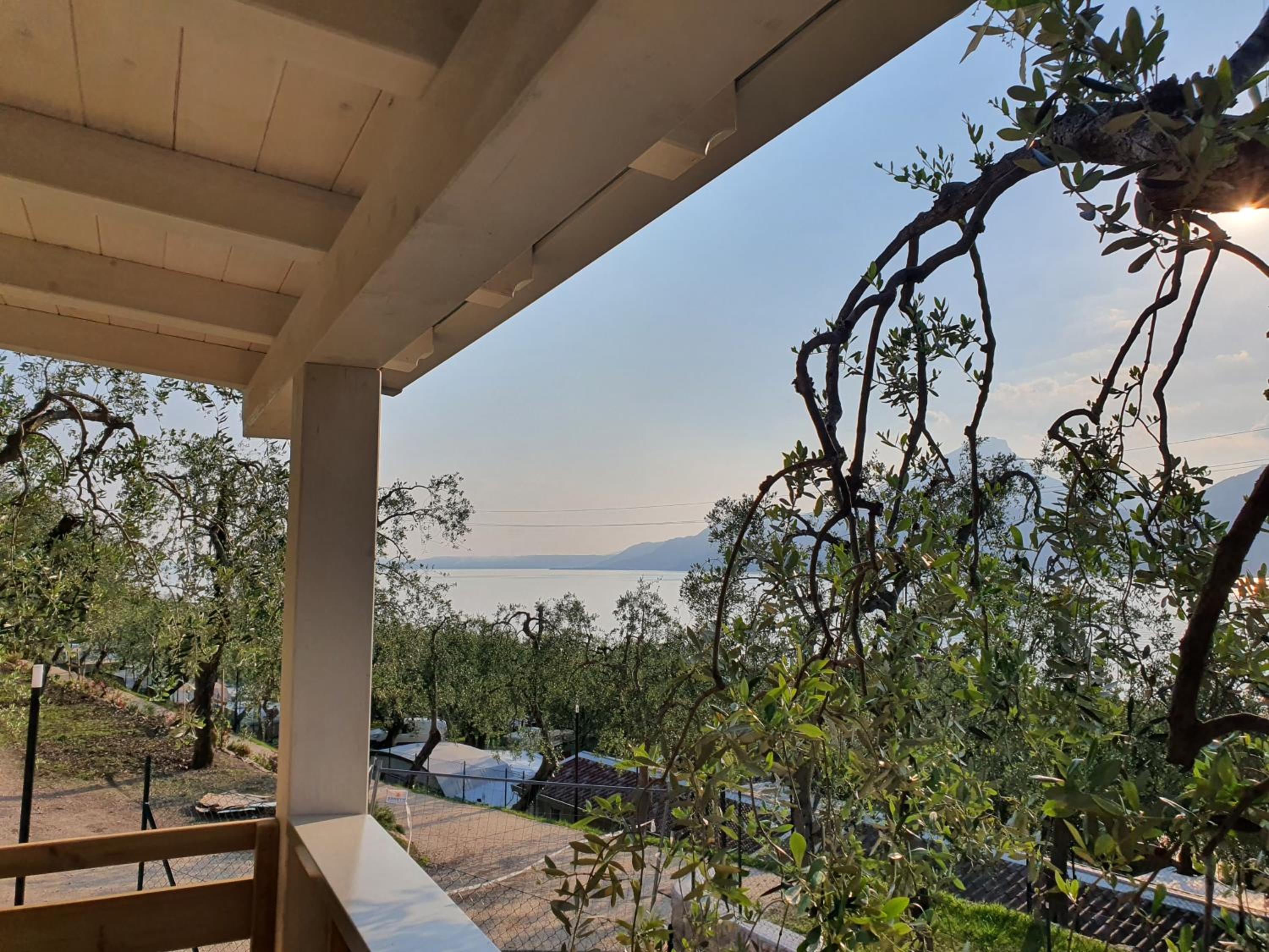 Bungalow - Water Front