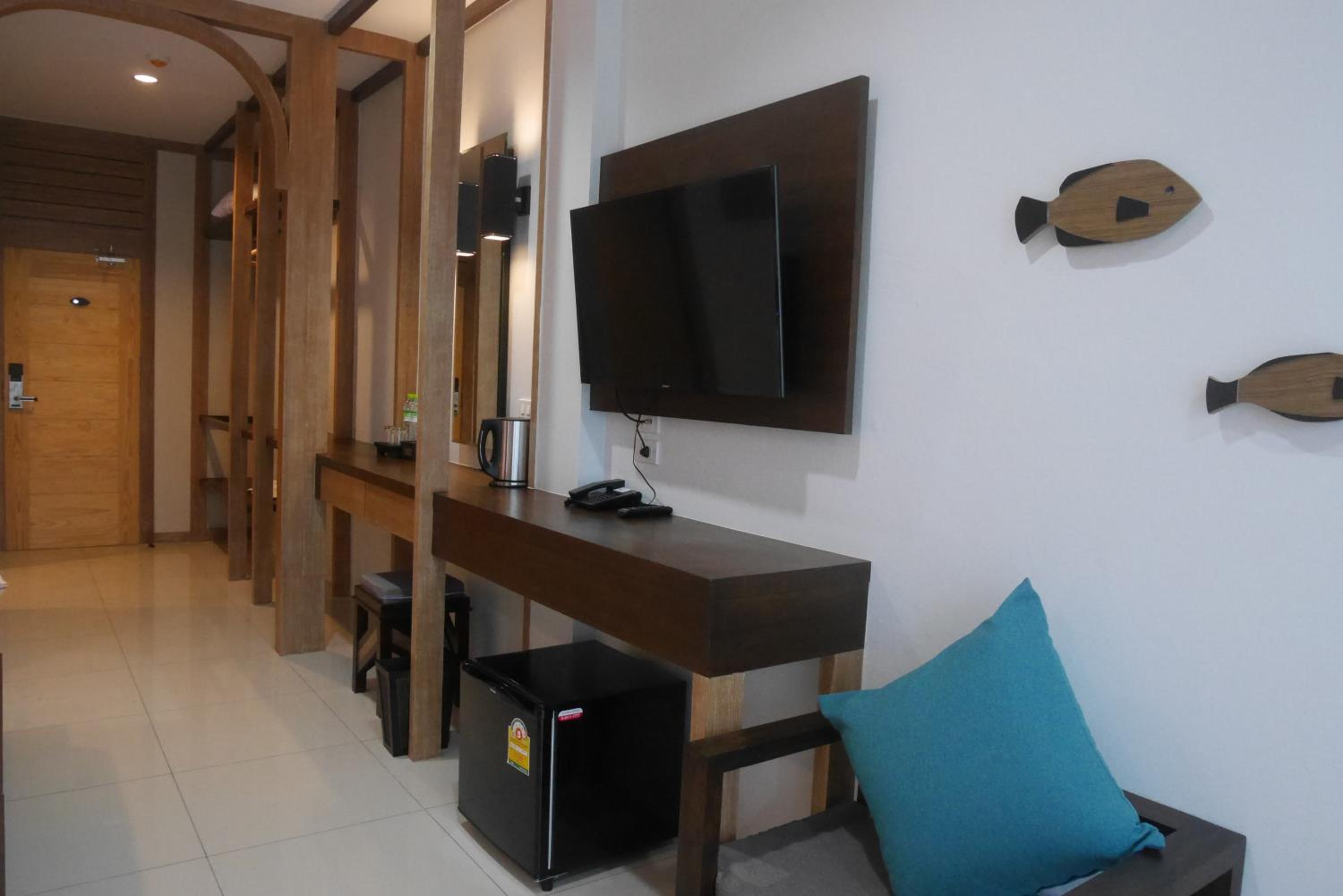 Deluxe Suite With Sea View photo 2