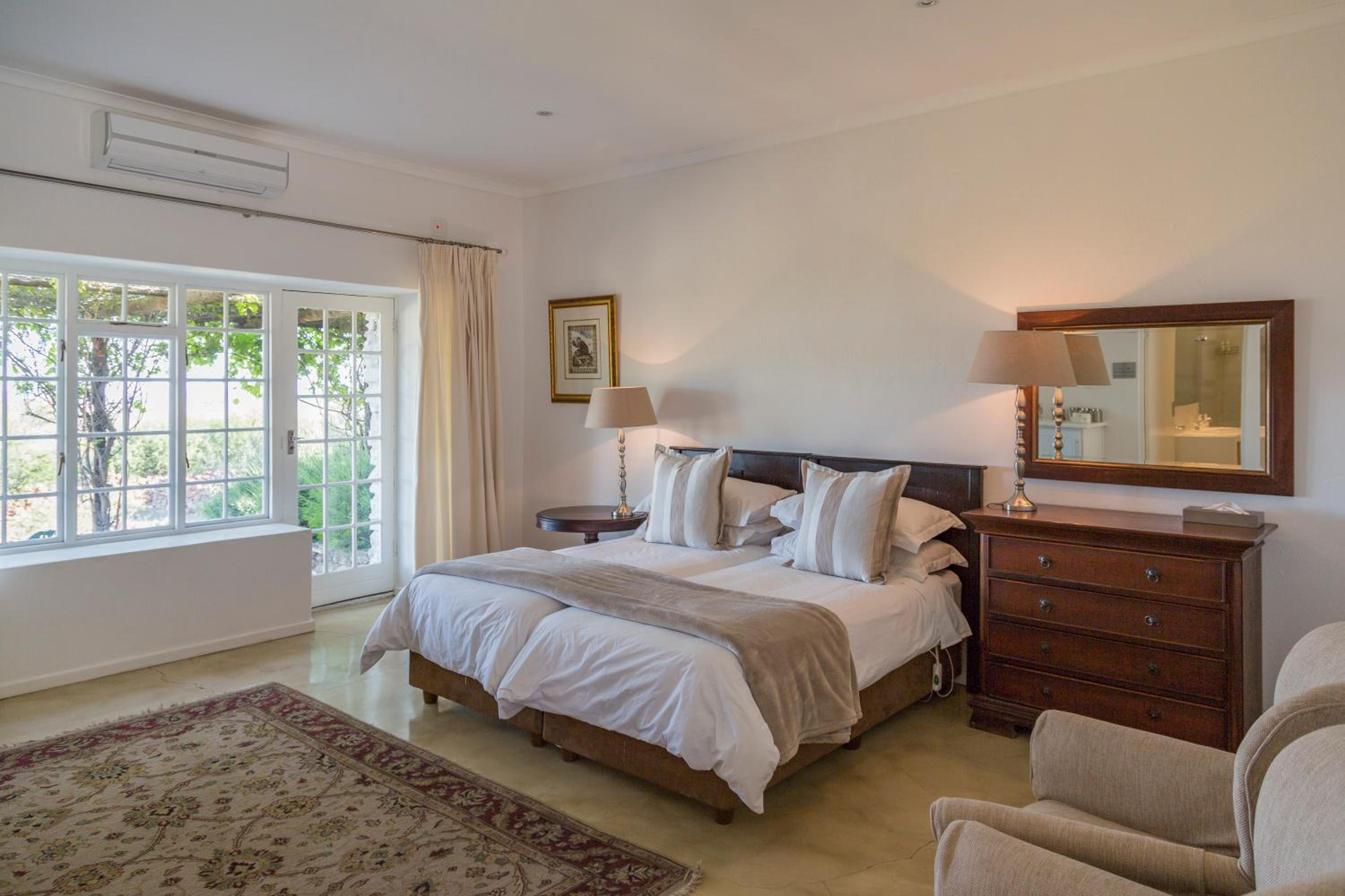 Standard Double or Twin Room - Photo 24