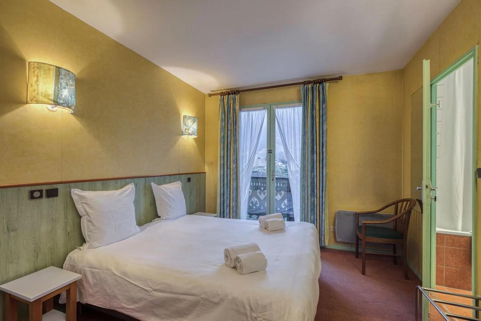 Standard Double Room photo 3
