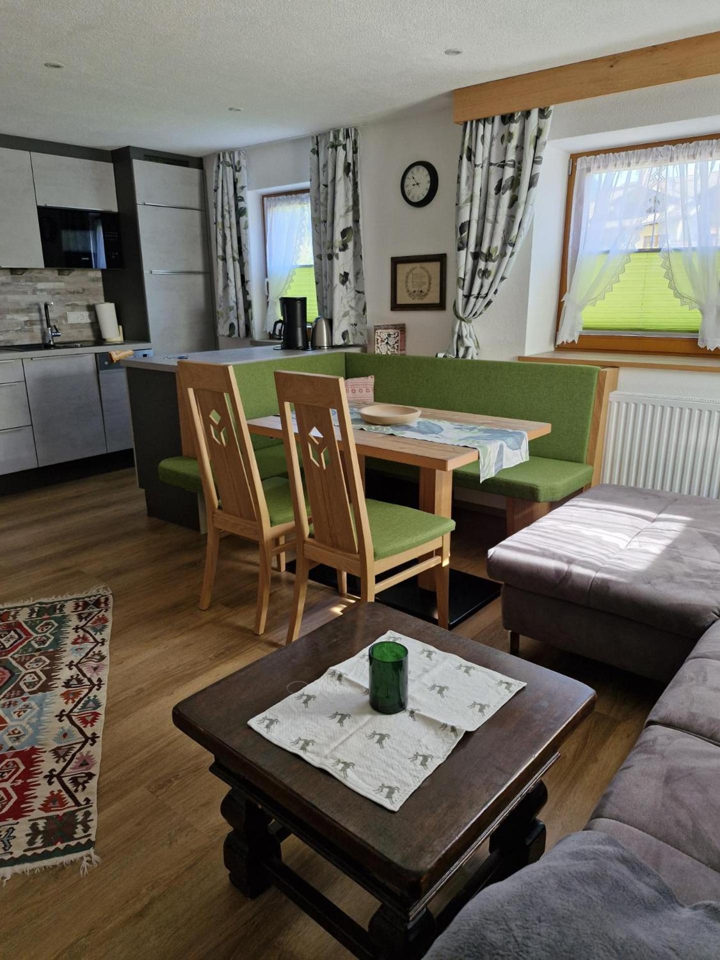 Two-Bedroom Apartment with Mountain View photo 1